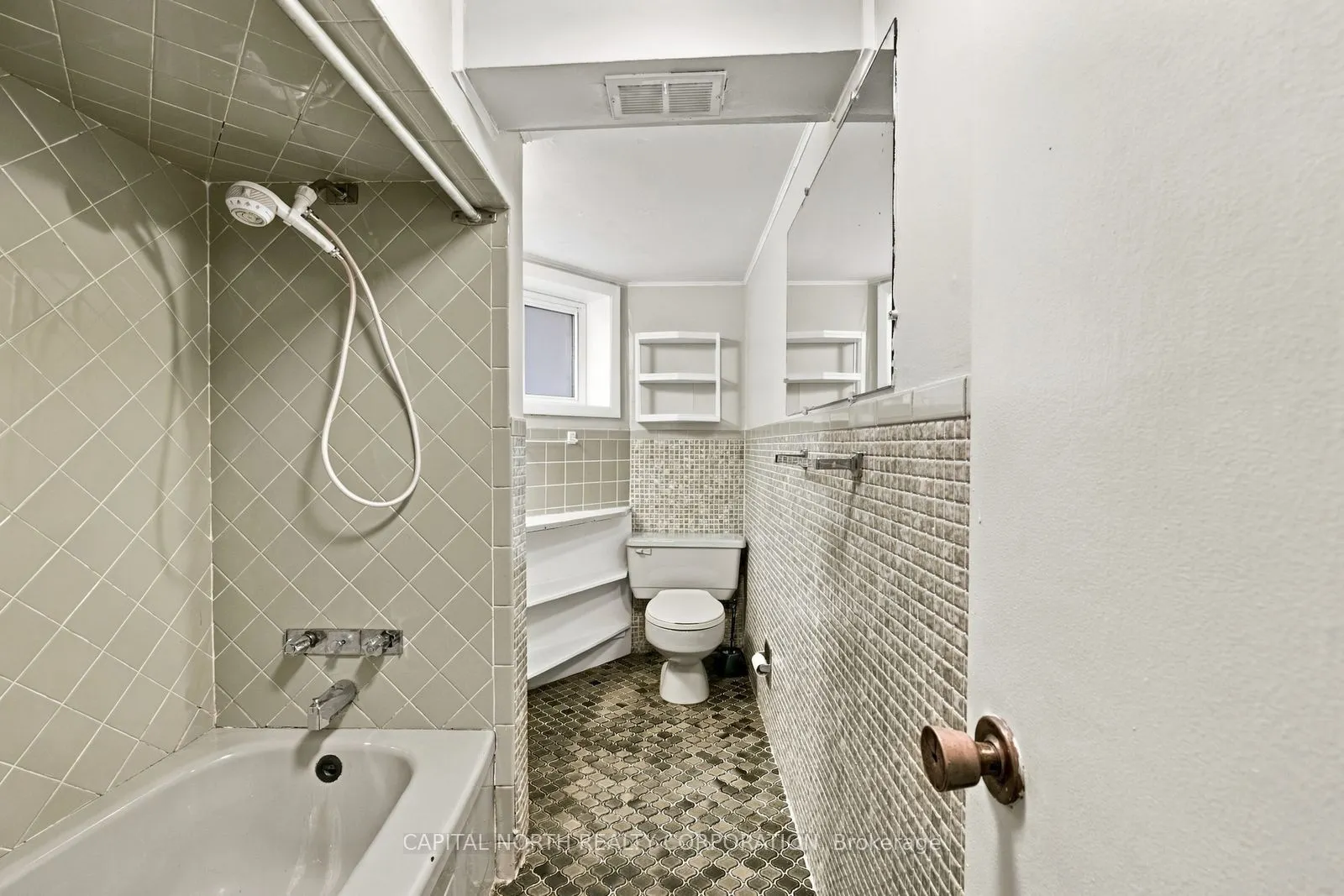 17 Delaware Avenue