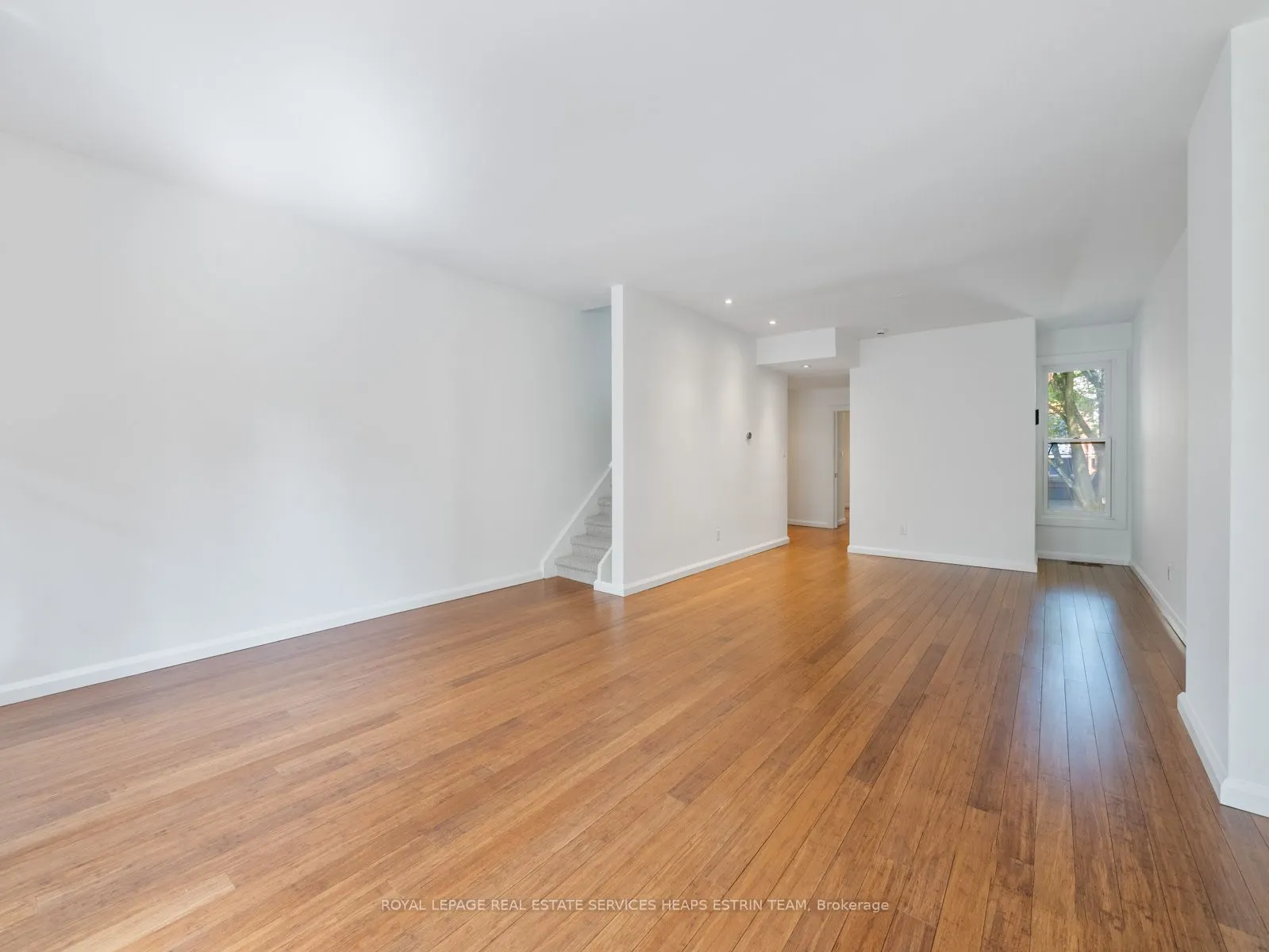 60 Boswell Avenue