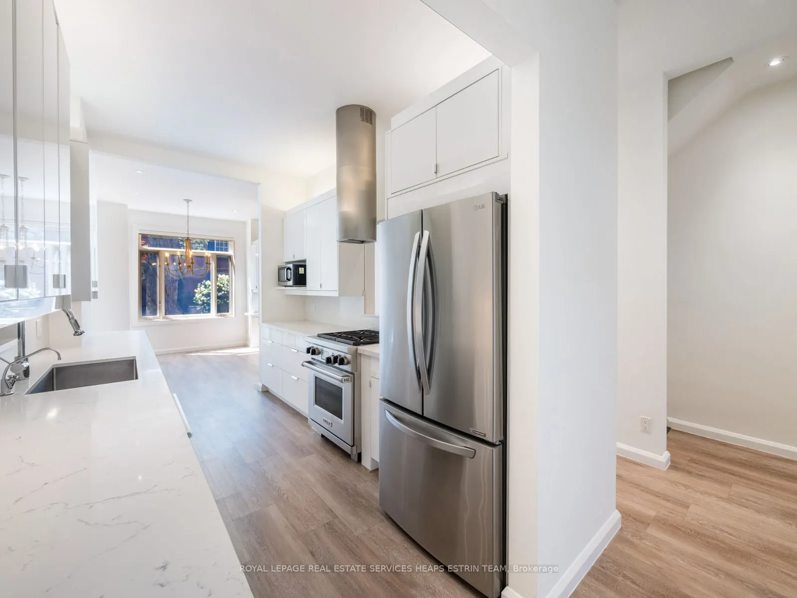 60 Boswell Avenue