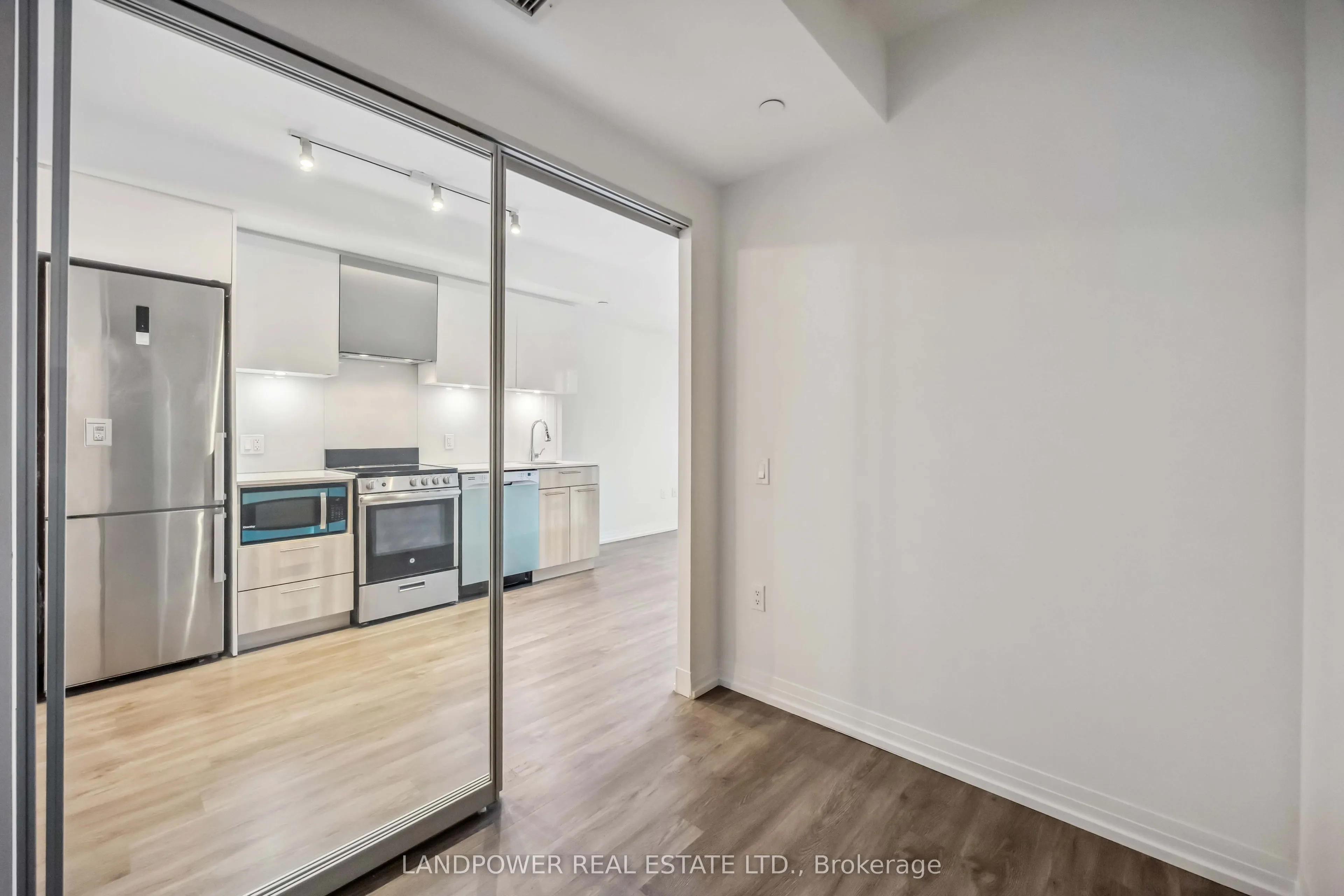 251 Jarvis Street #1435