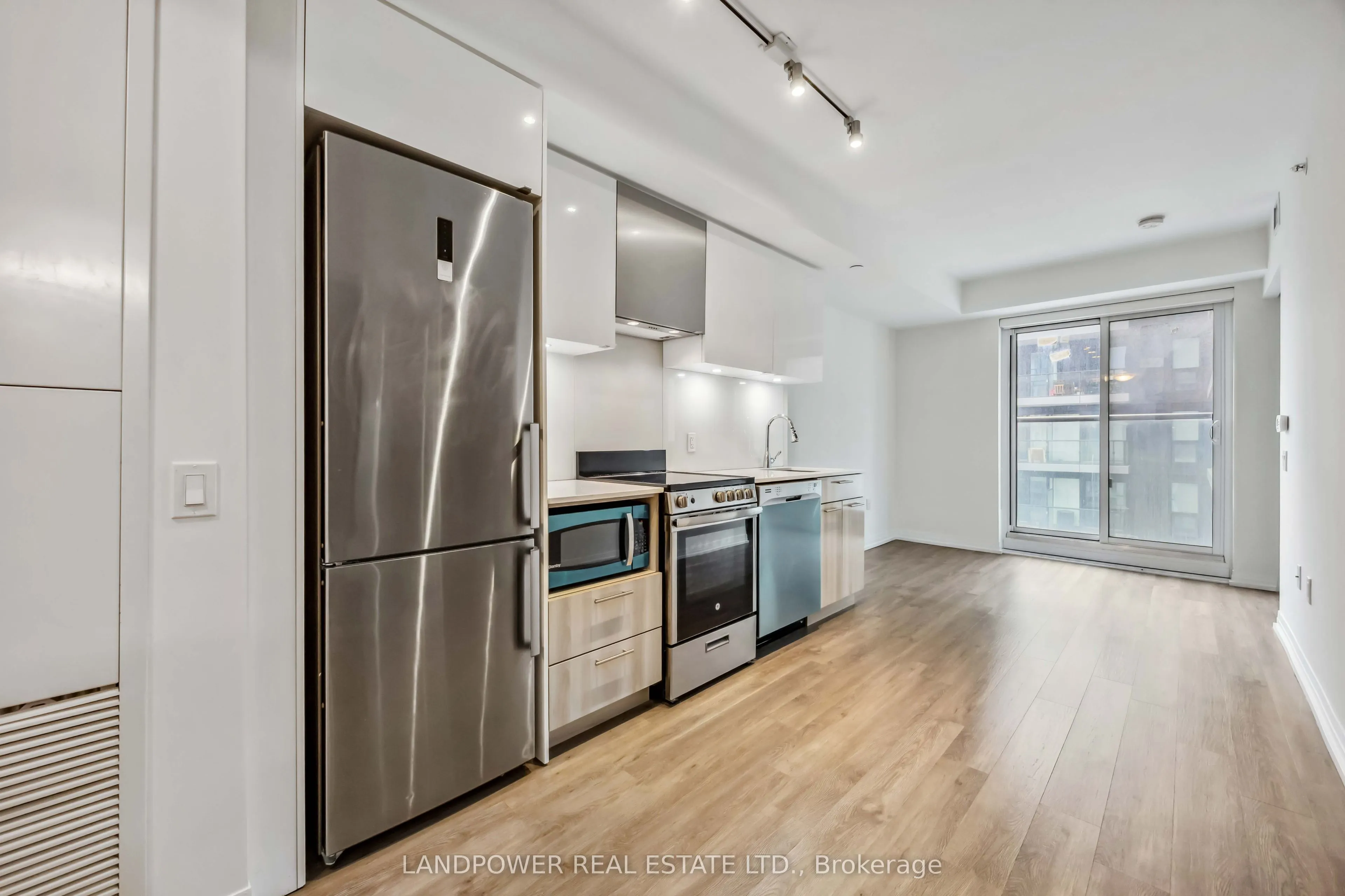 251 Jarvis Street #1435