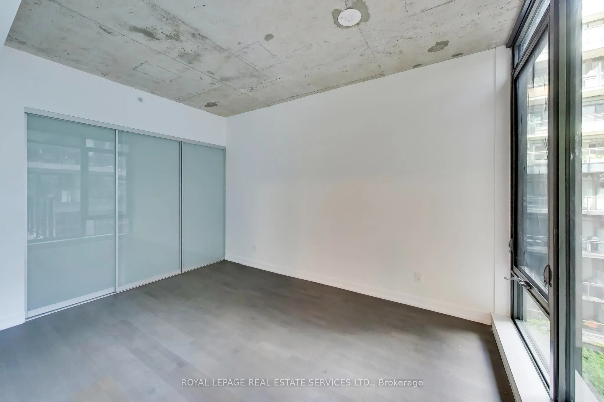 560 King Street W #626