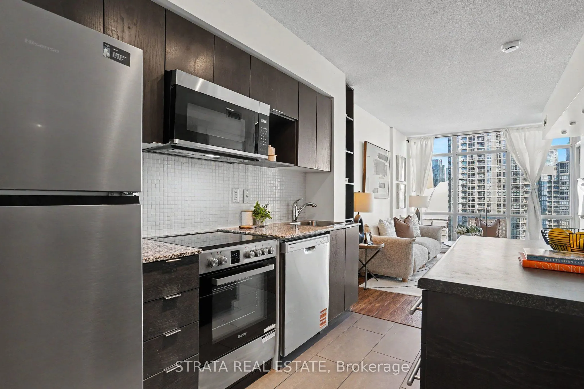 15 Fort York Boulevard #2708