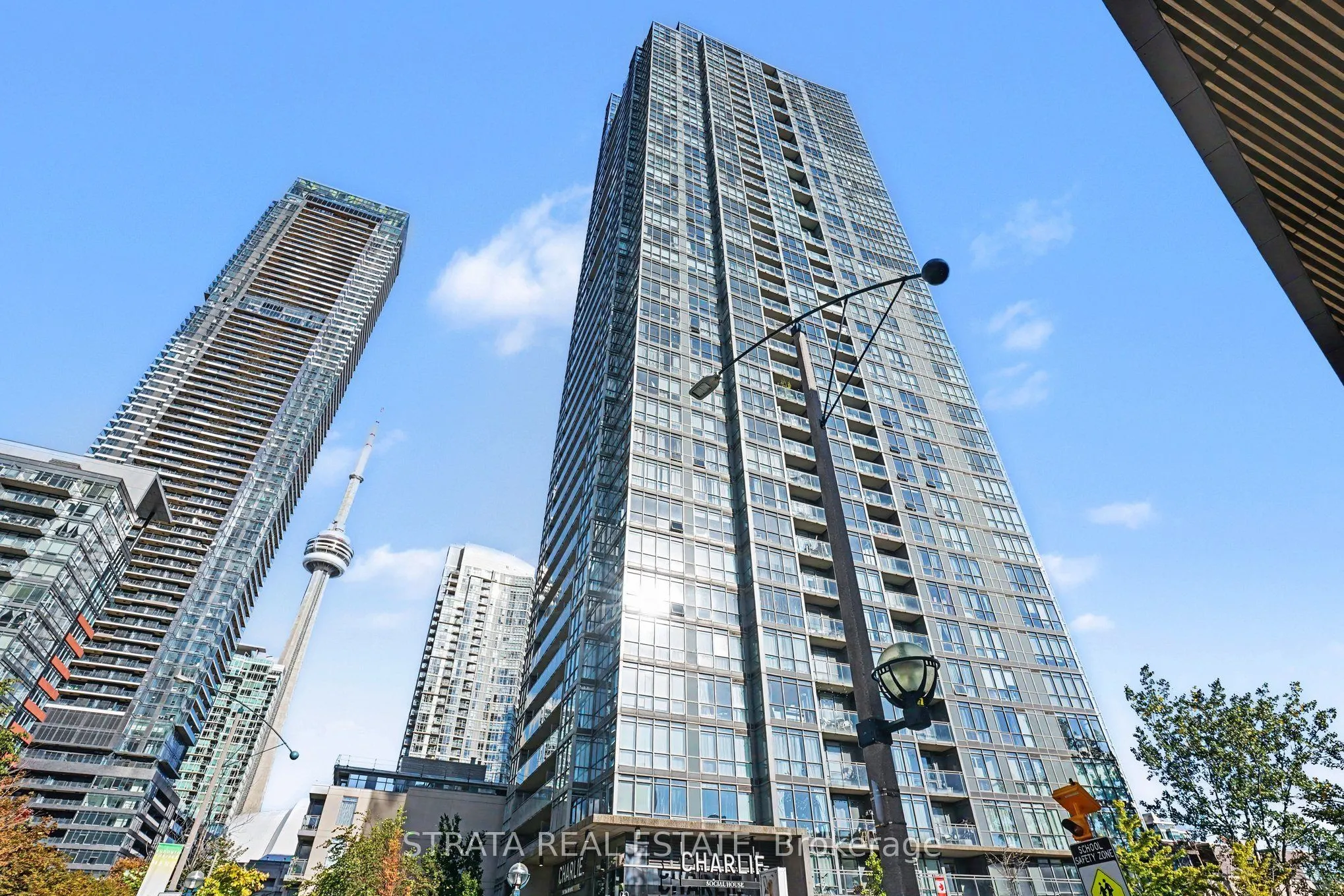 15 Fort York Boulevard #2708