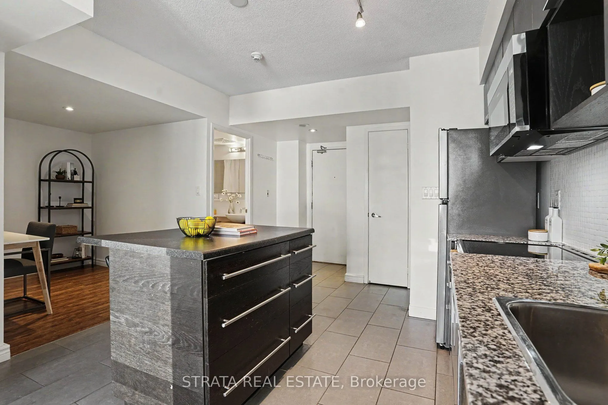15 Fort York Boulevard #2708