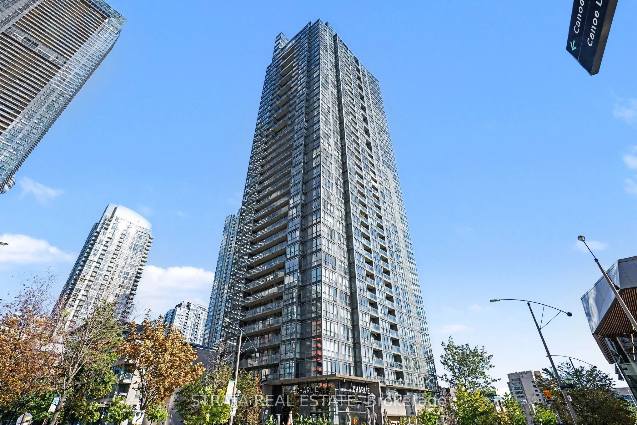 15 Fort York Boulevard #2708