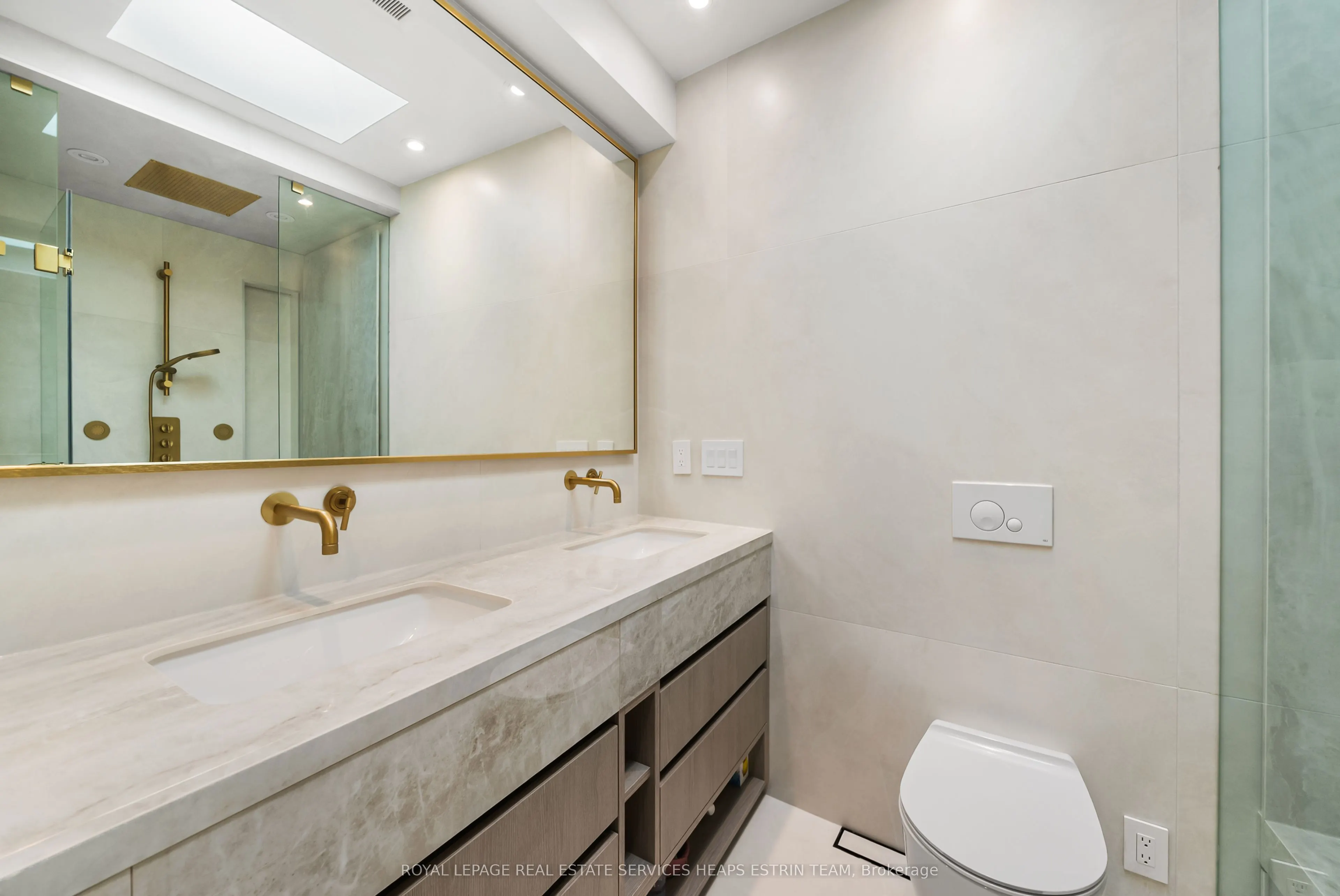 16B Kenrae Road
