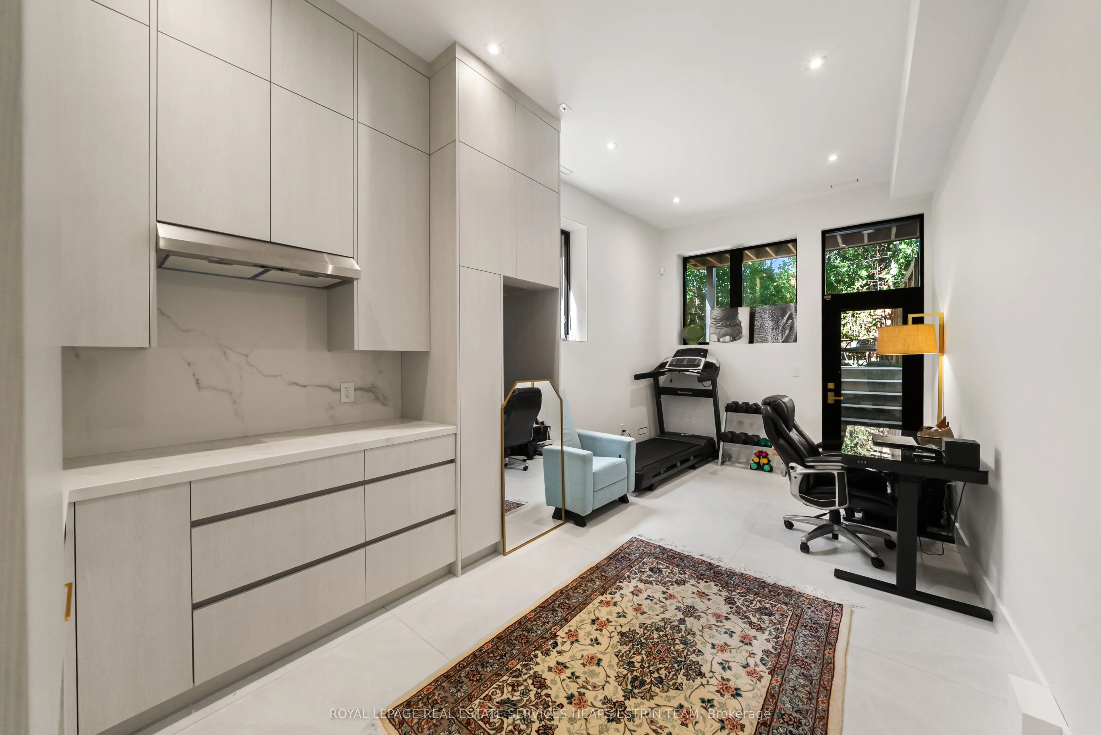 16B Kenrae Road