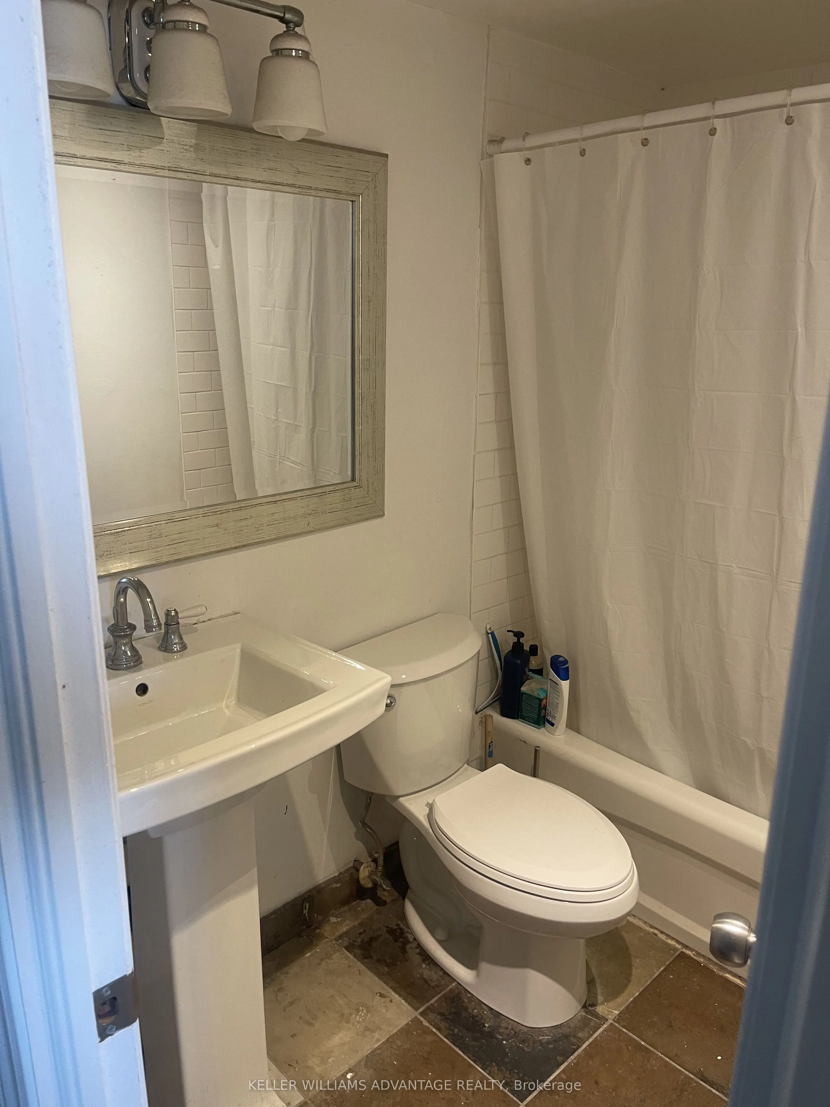 40 Homewood Avenue #2810