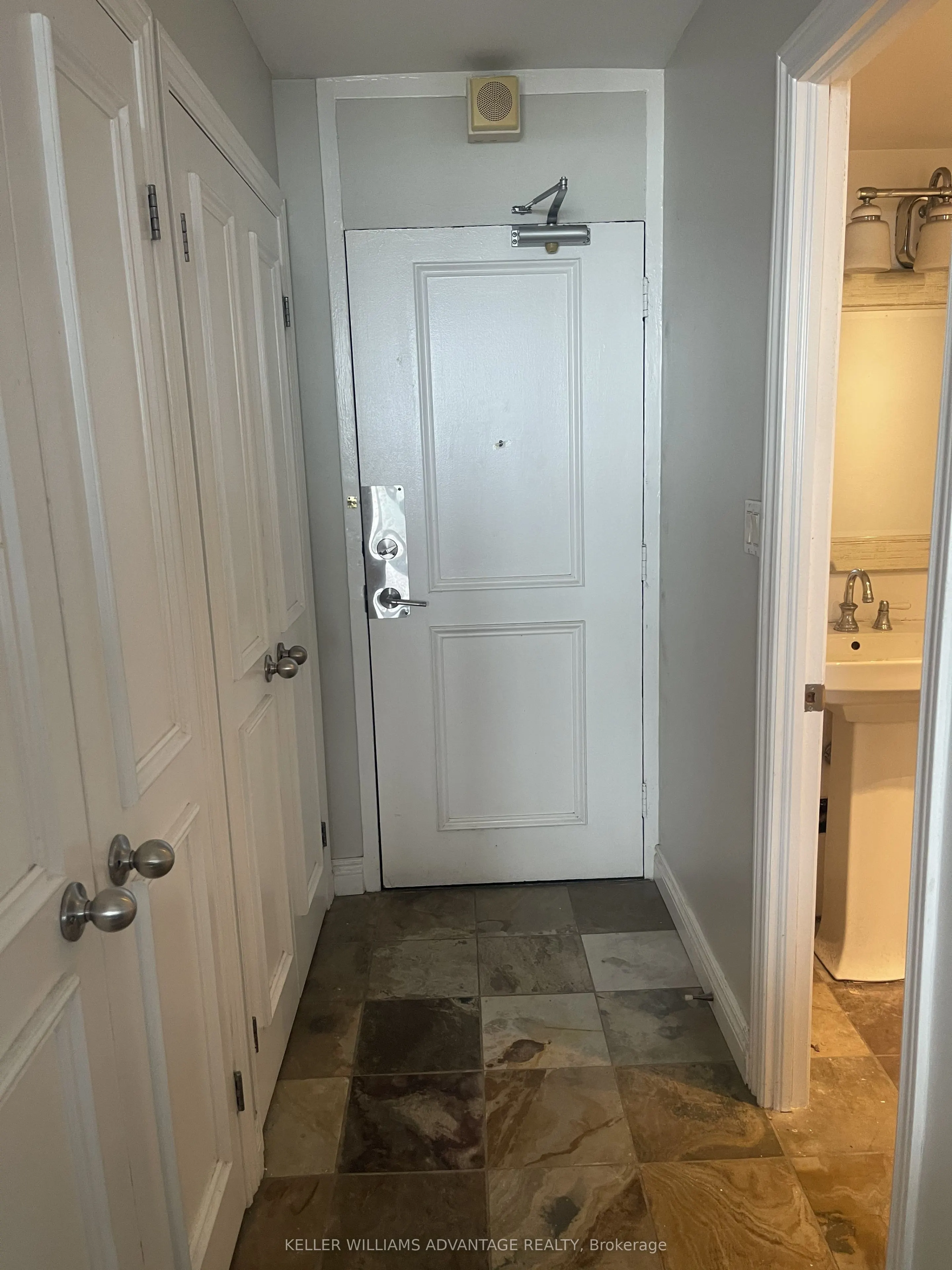 40 Homewood Avenue #2810