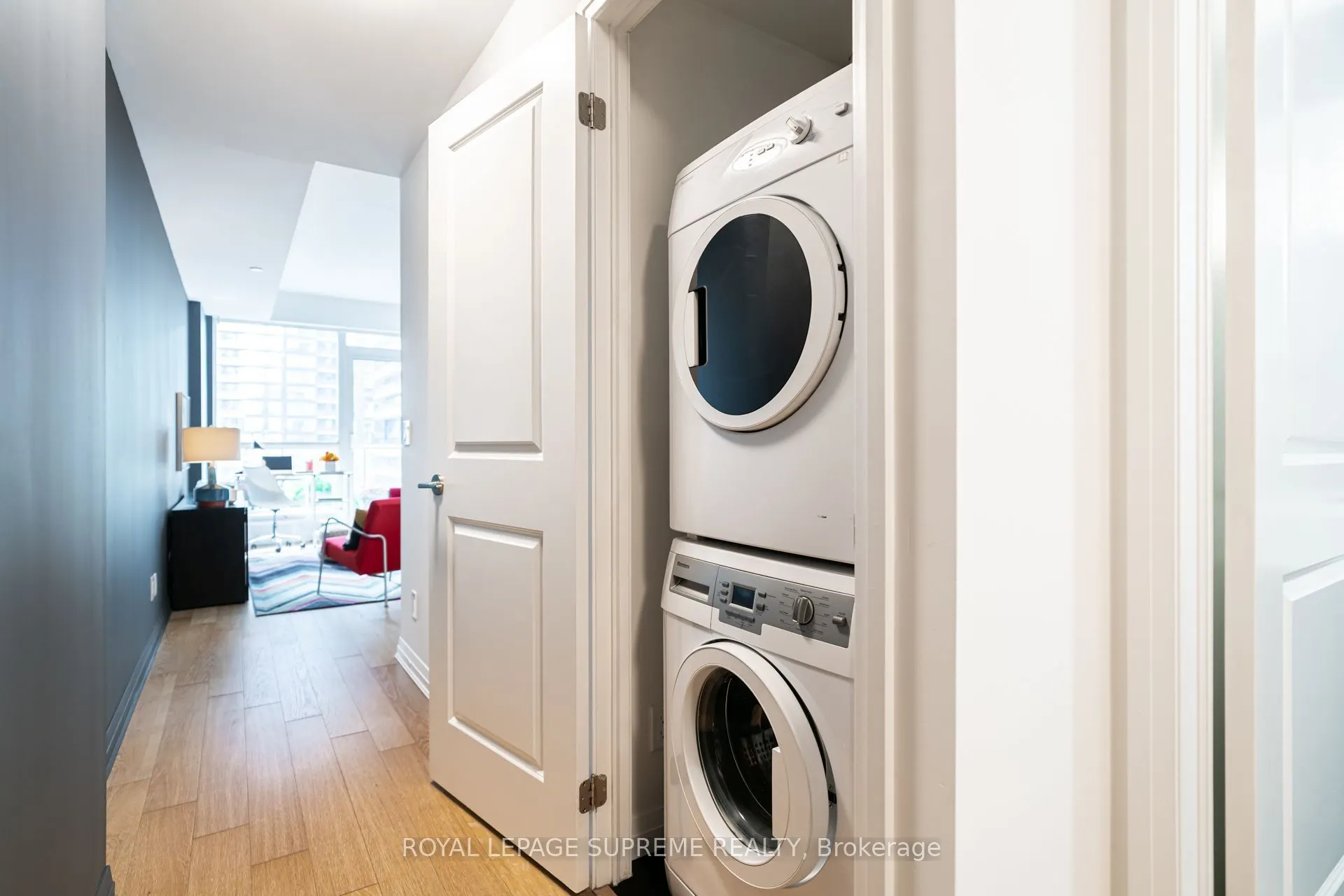8 Mercer Street #1710