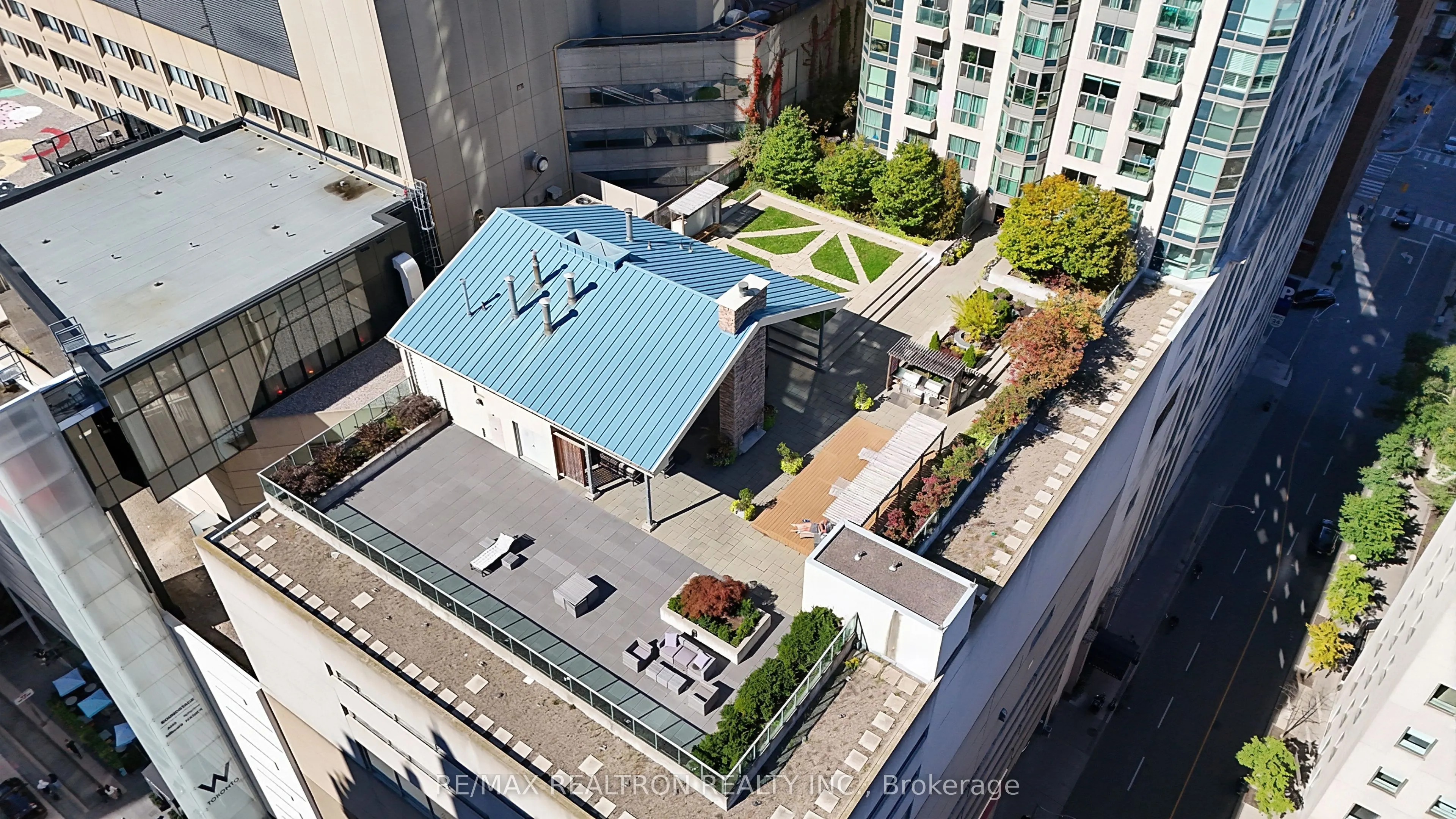 8 Park Road #PH3802
