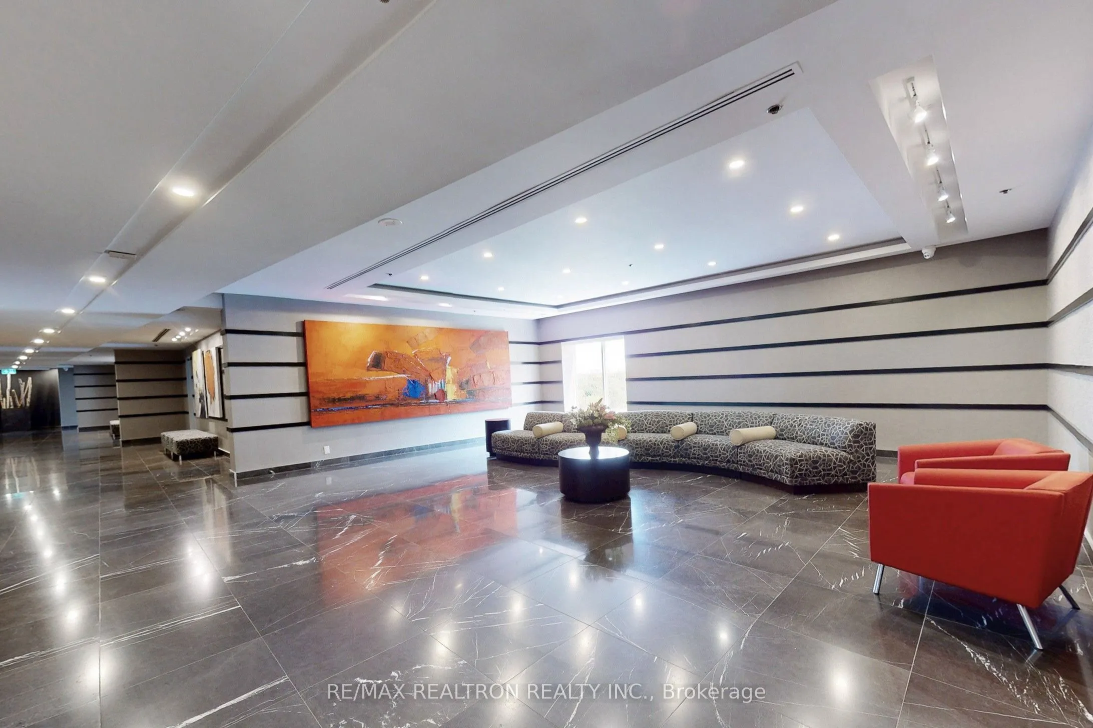 8 Park Road #PH3802