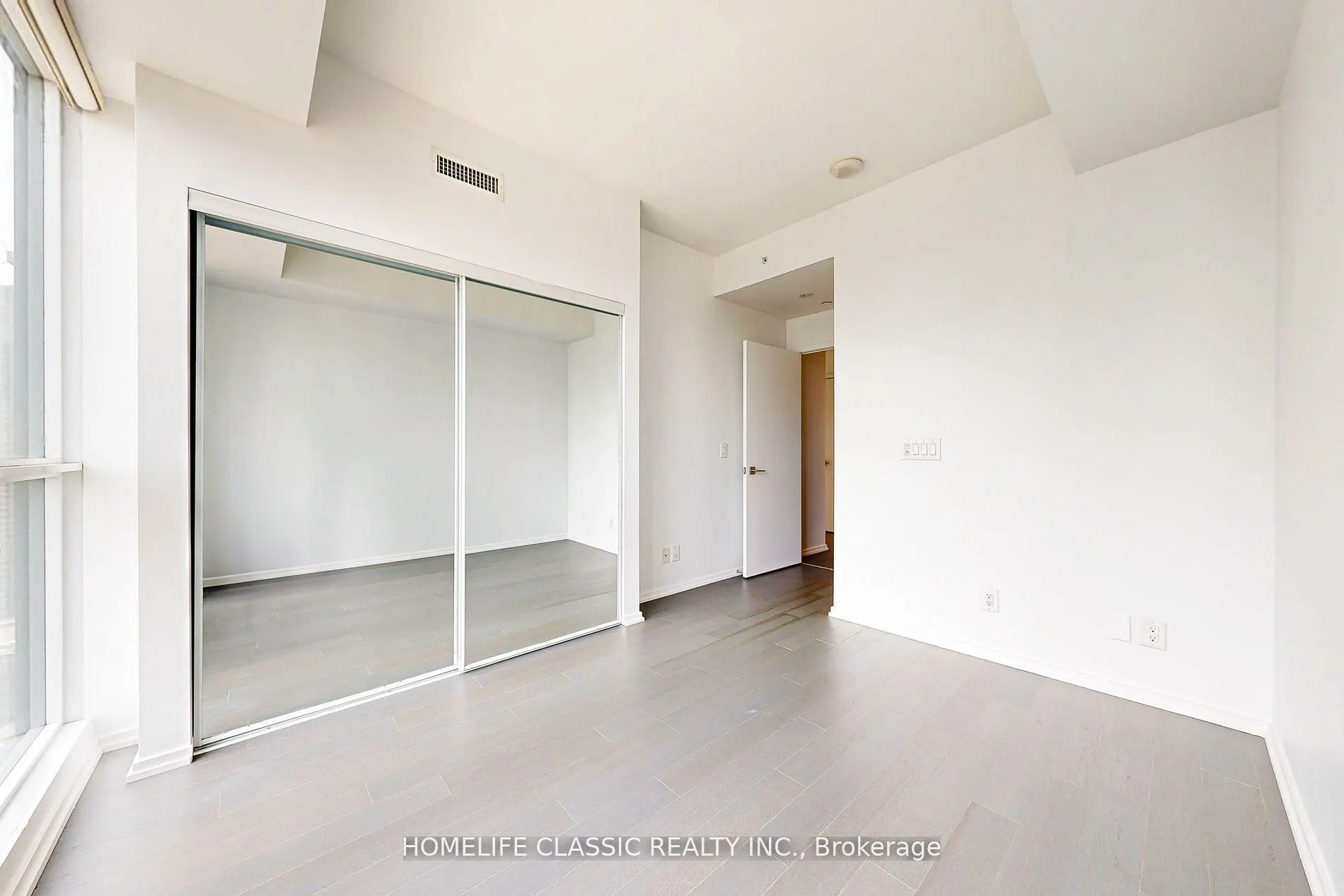 70 Temperance Street #4006
