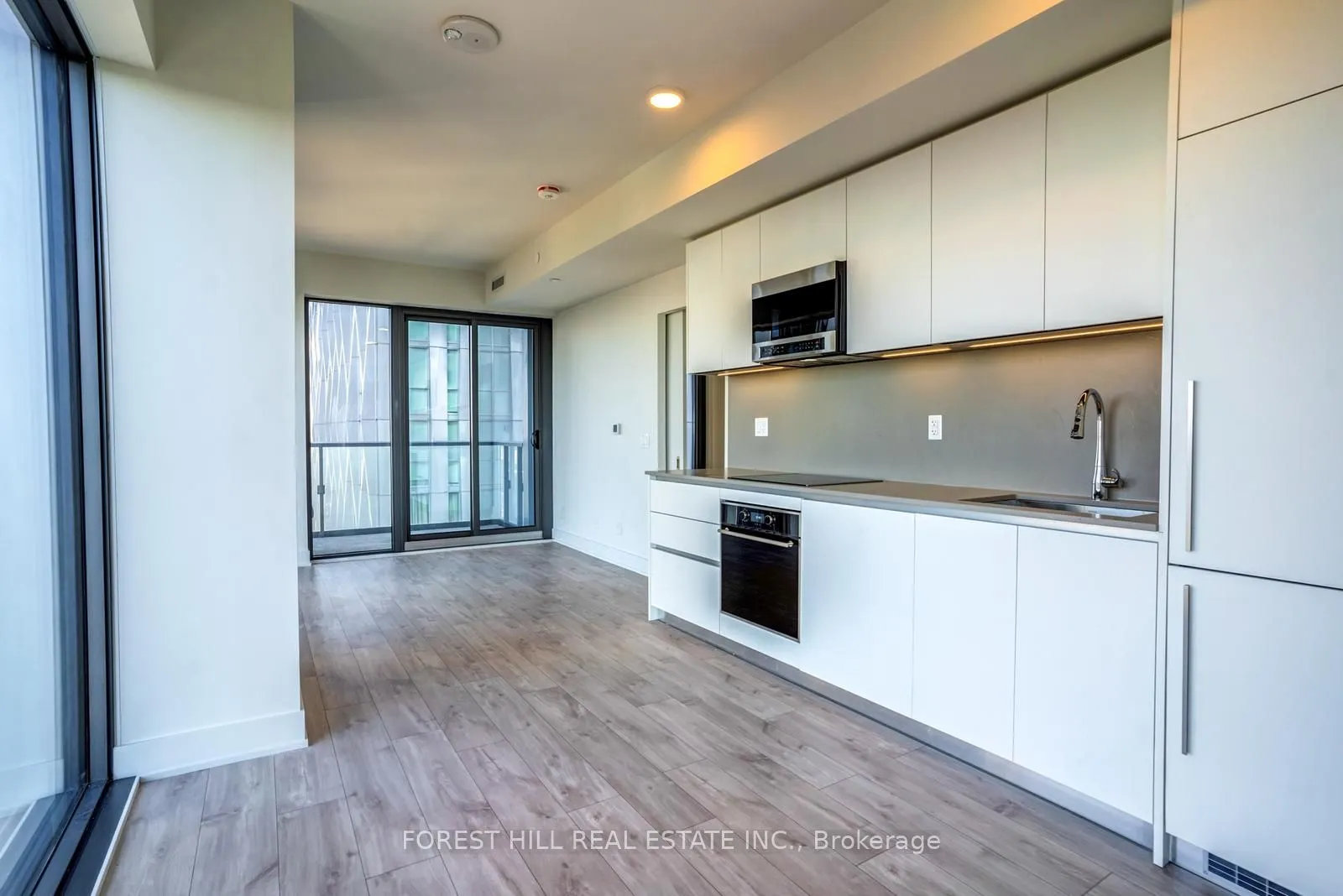 8 Cumberland Street #4002