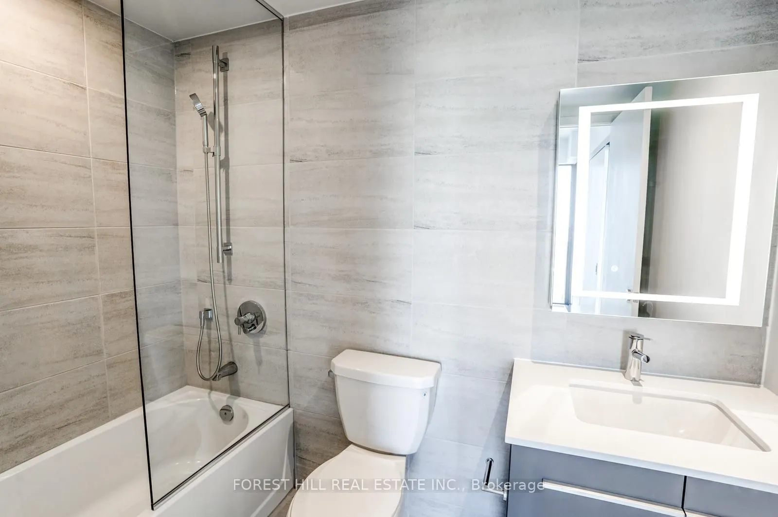 8 Cumberland Street #4002