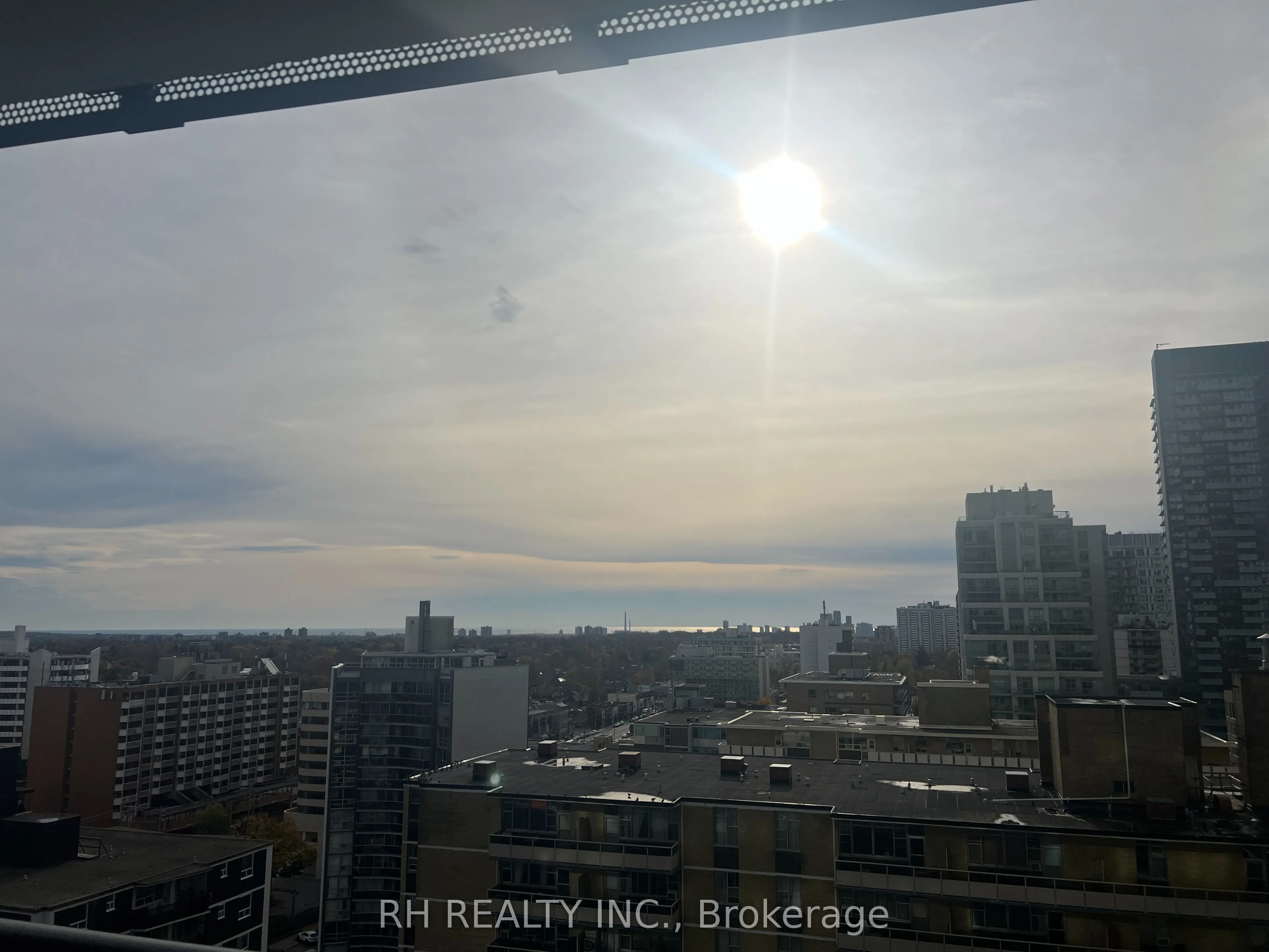127 Broadway Avenue #1502