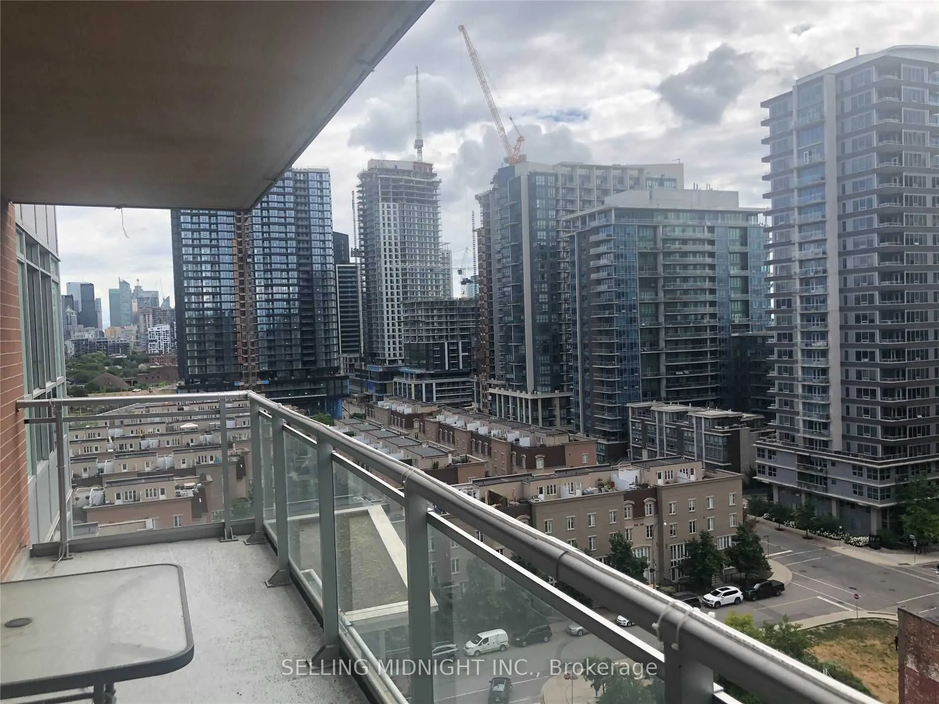 50 Lynn Wiilams Street #1103