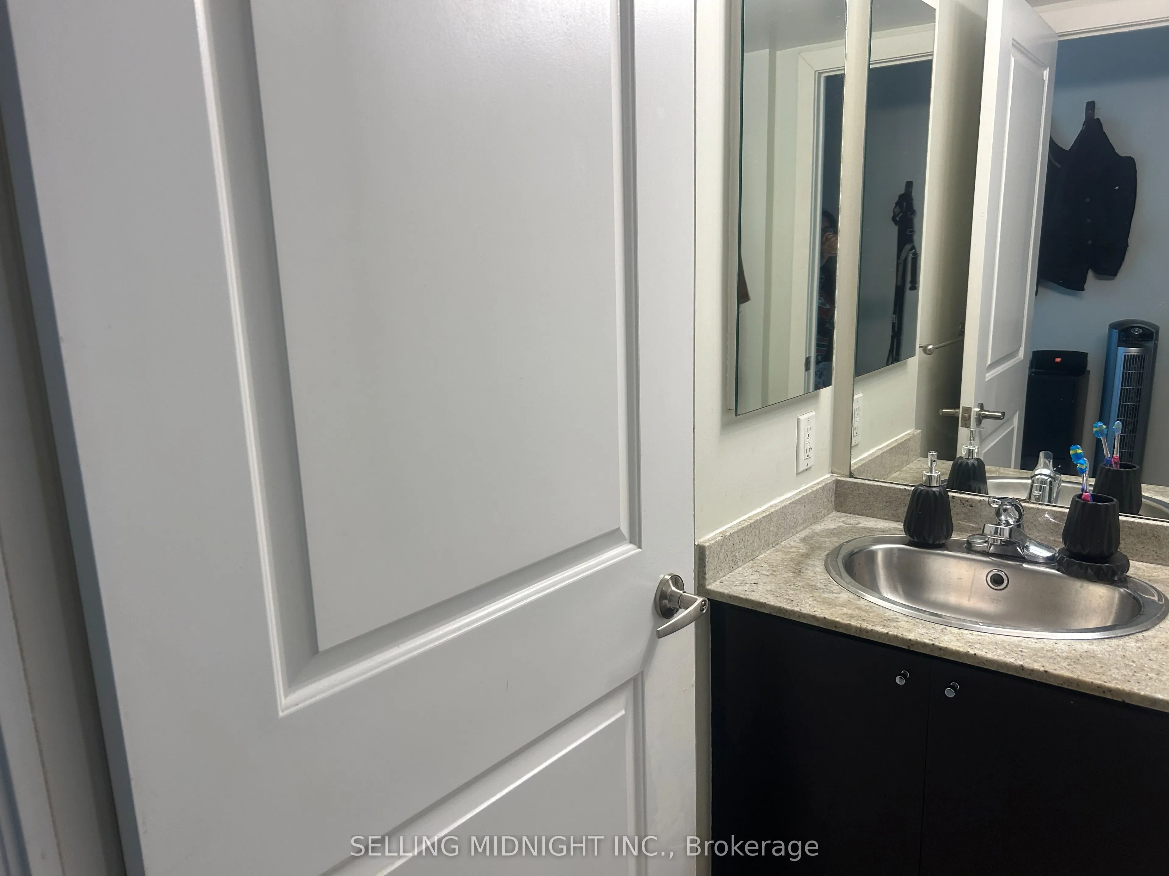 50 Lynn Wiilams Street #1103