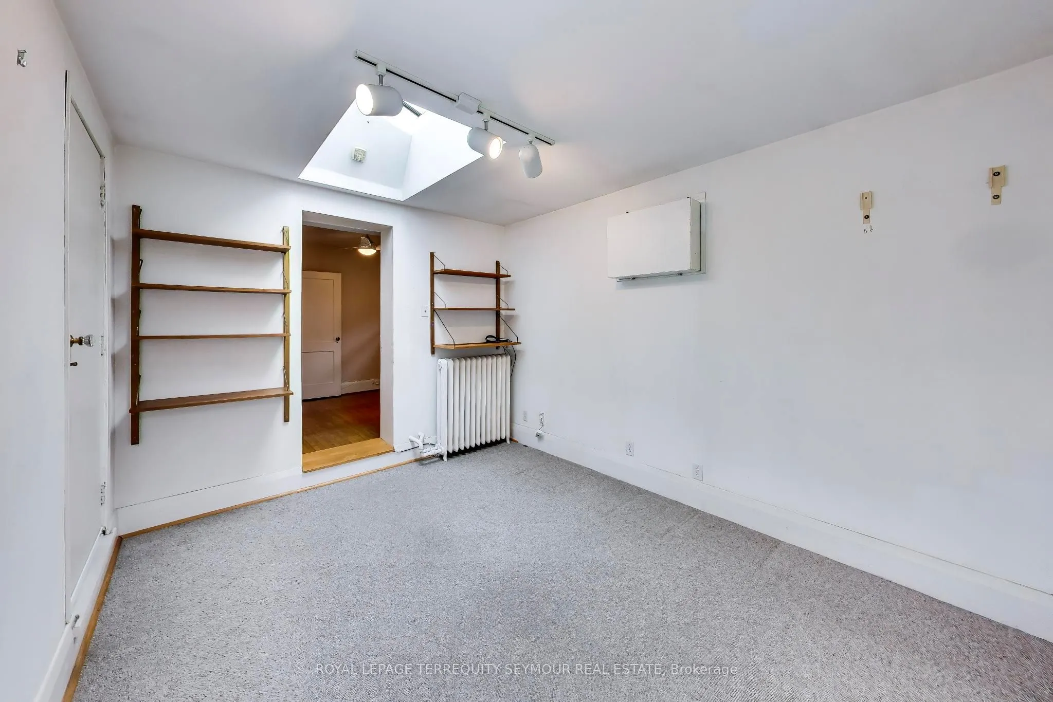 105 Clifton Road