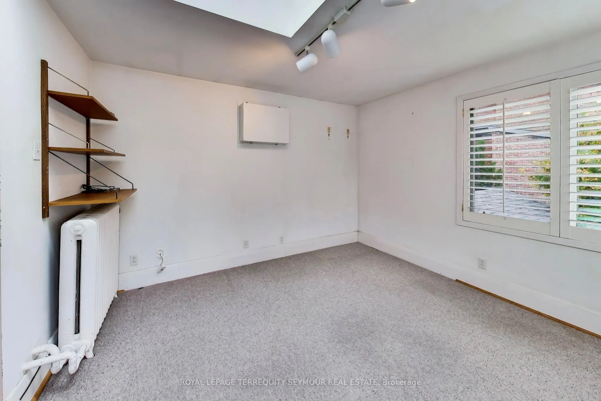 105 Clifton Road