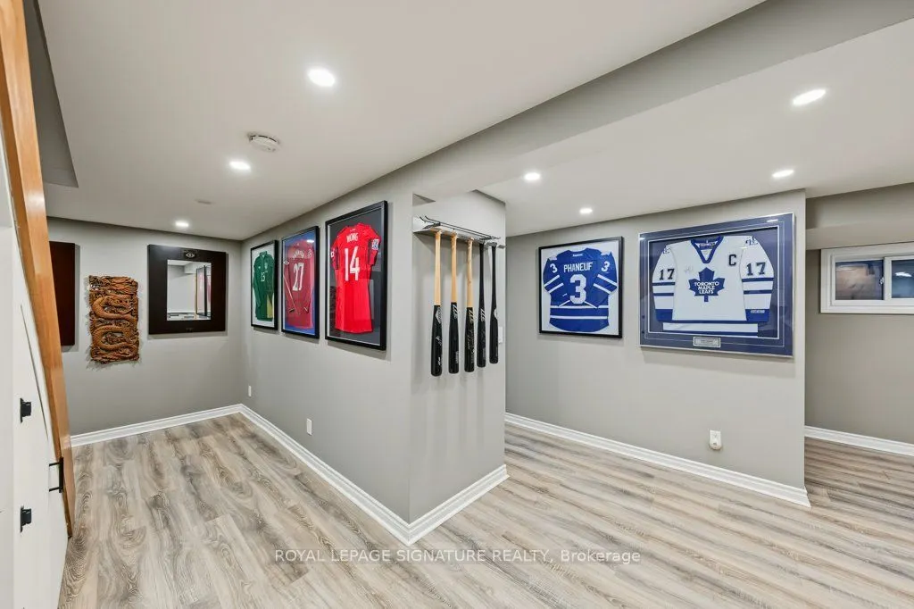 45 Chipwood Crescent