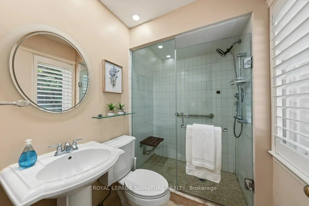 45 Chipwood Crescent