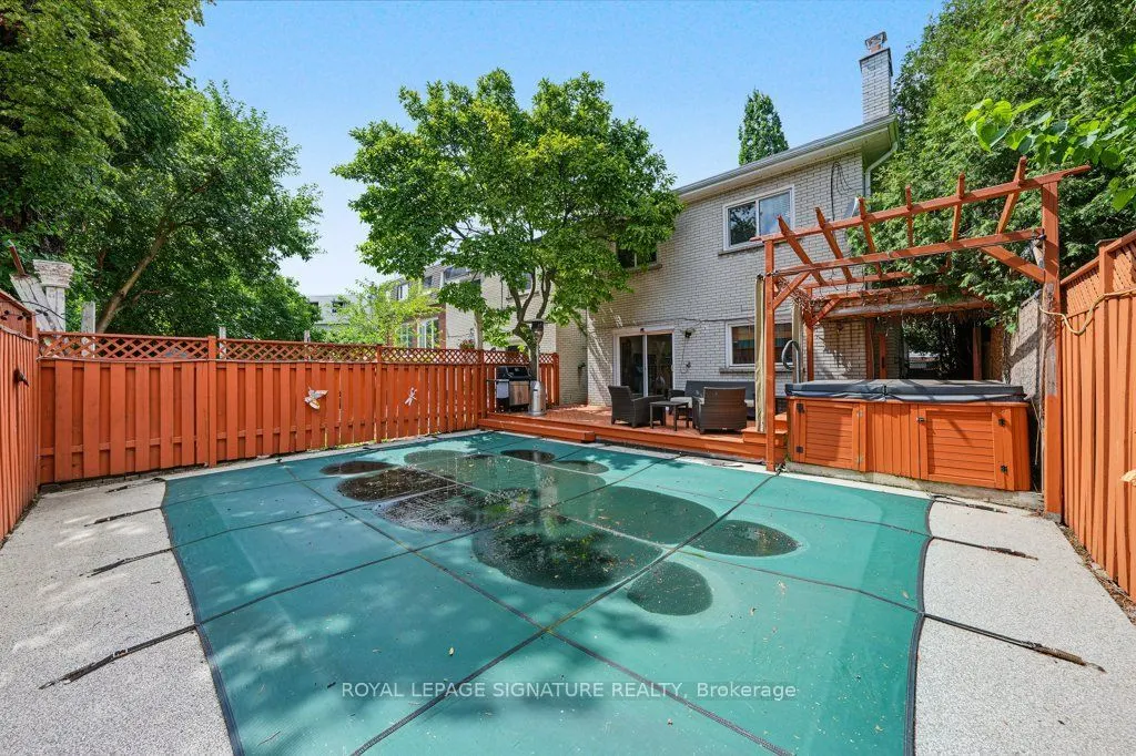 45 Chipwood Crescent
