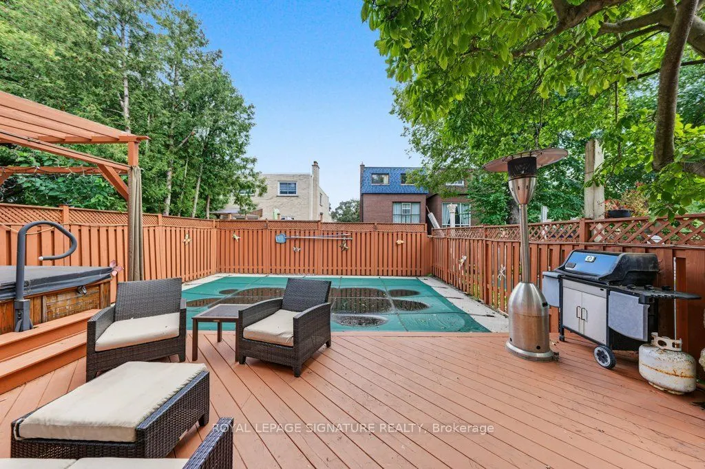 45 Chipwood Crescent