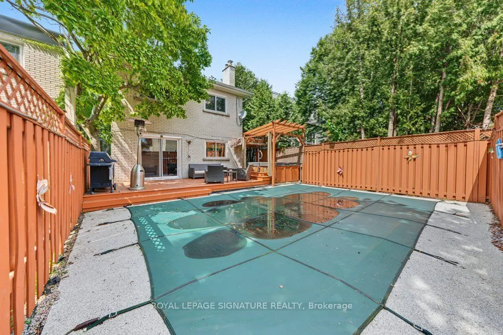 45 Chipwood Crescent