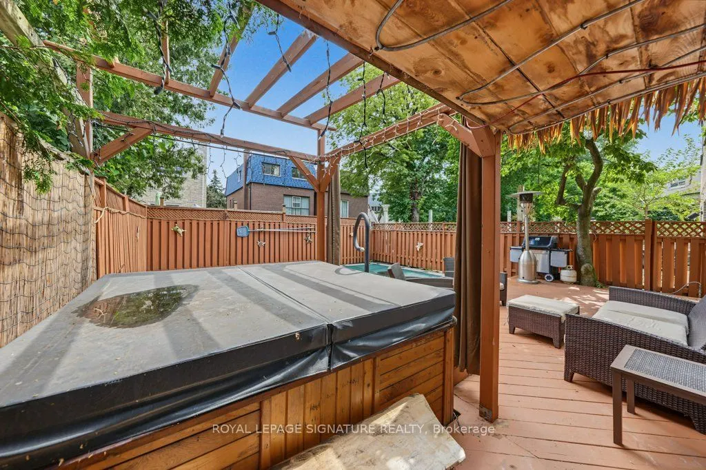 45 Chipwood Crescent