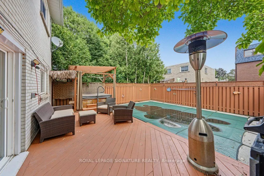 45 Chipwood Crescent