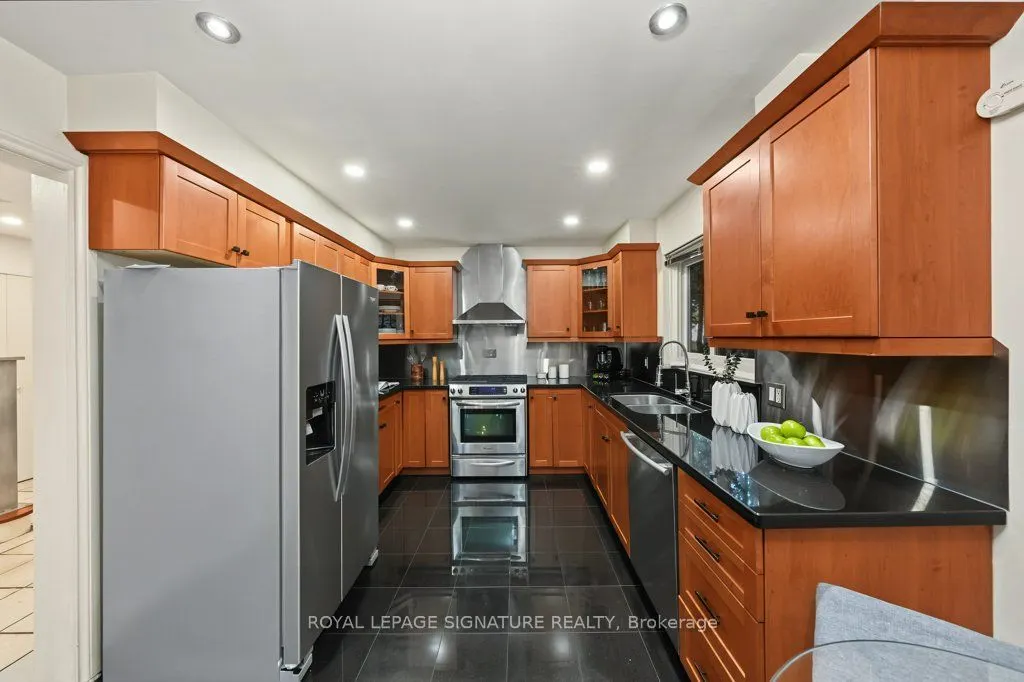 45 Chipwood Crescent