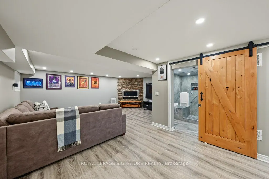45 Chipwood Crescent