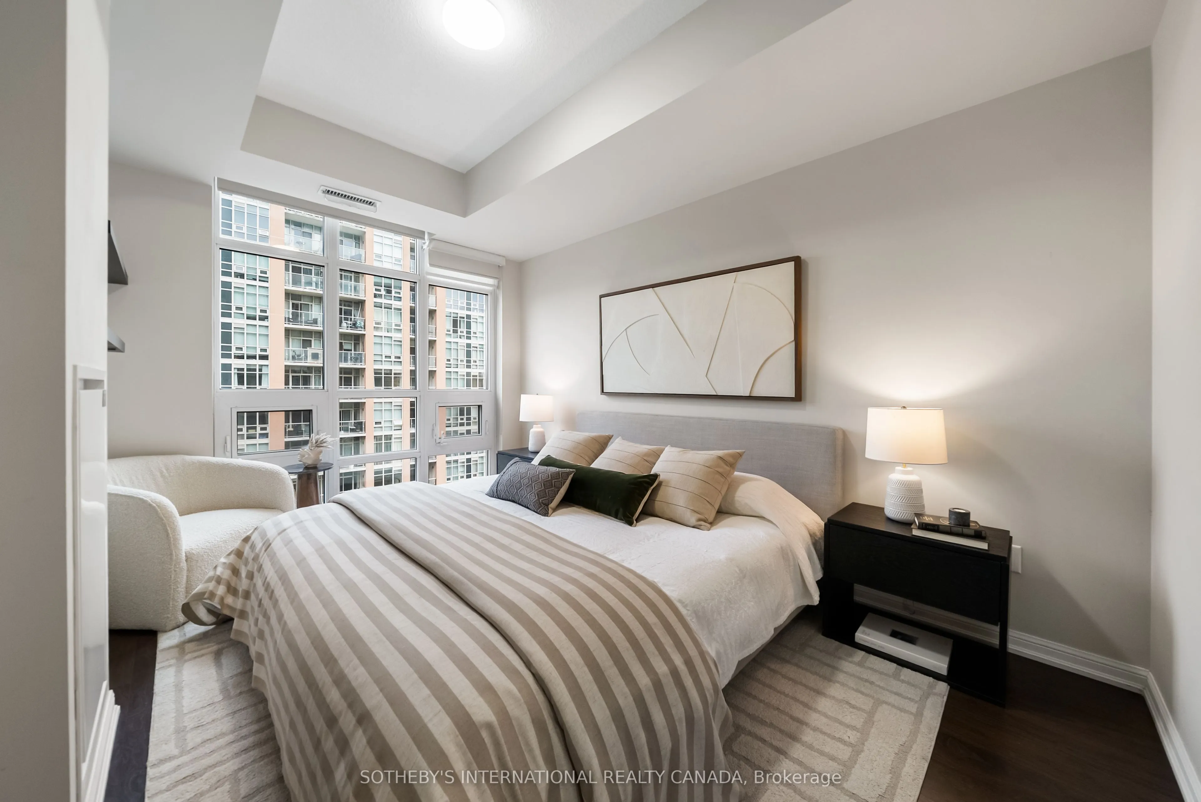 85 East Liberty Street #1913
