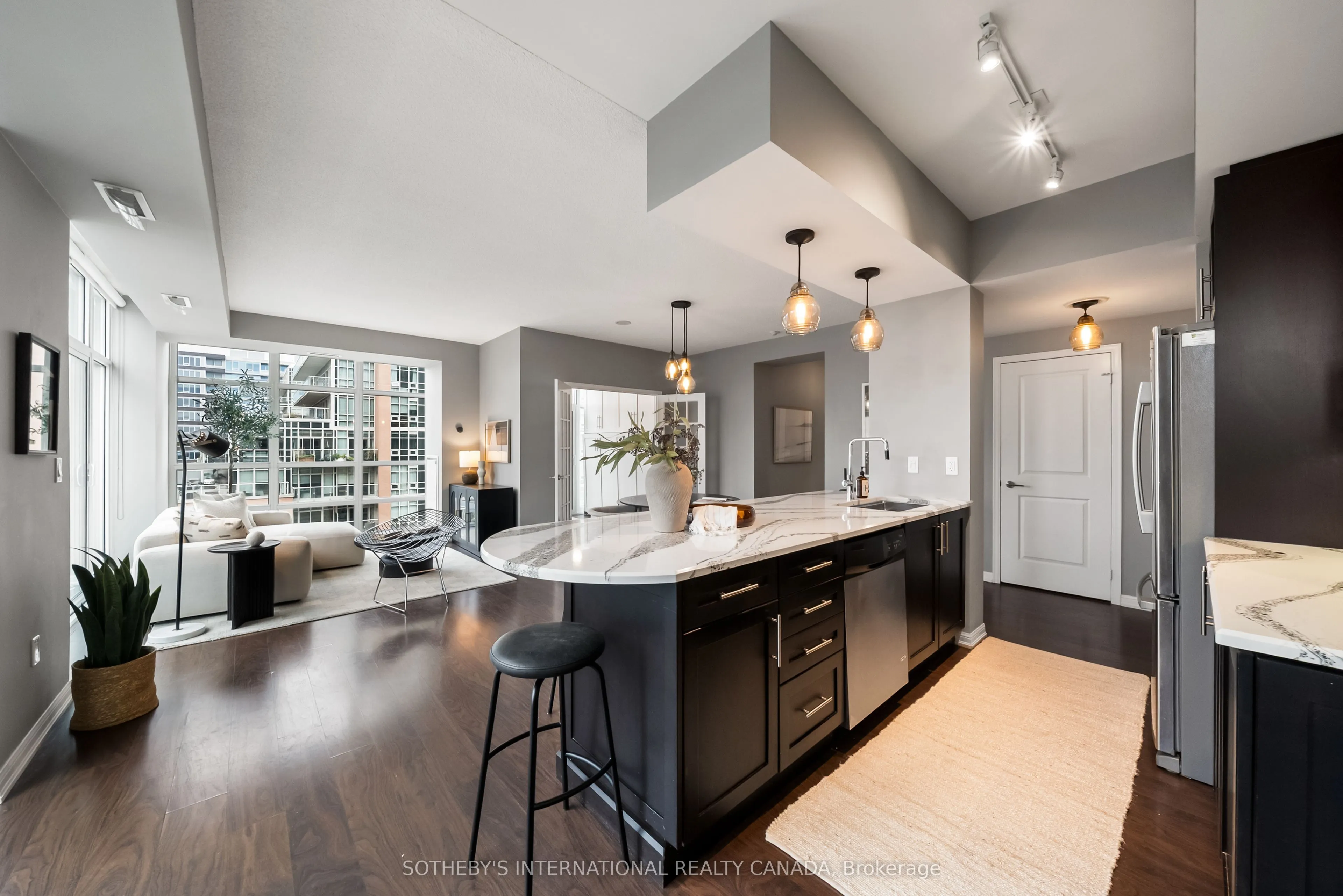 85 East Liberty Street #1913