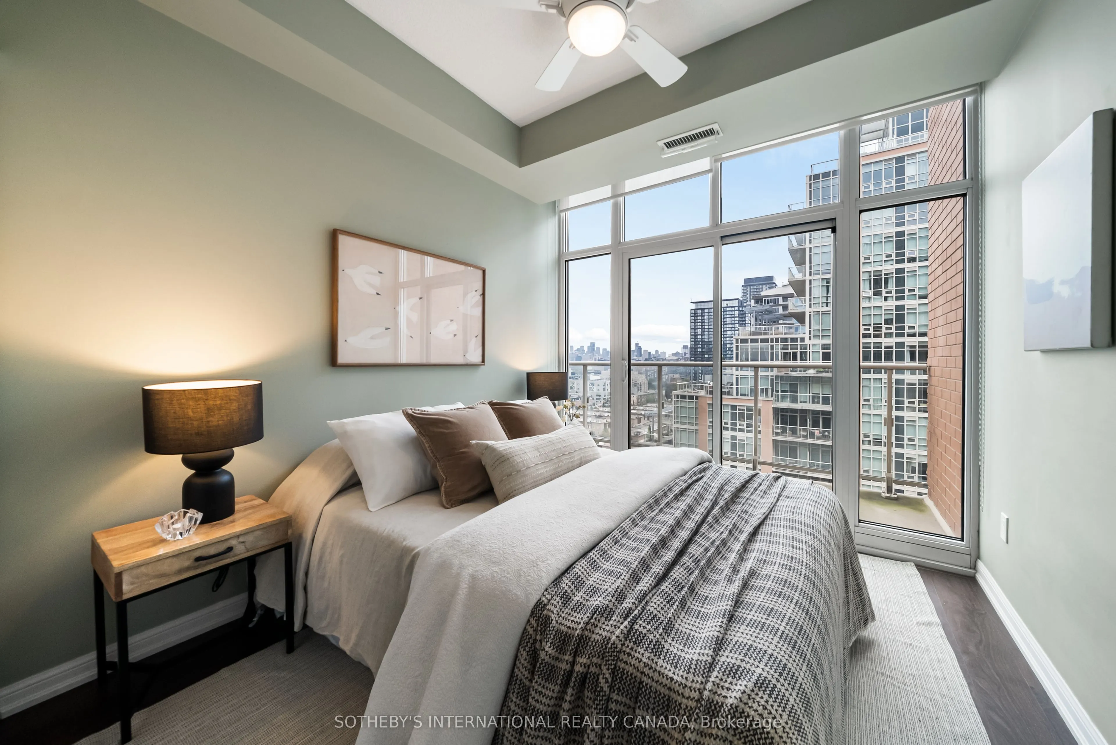 85 East Liberty Street #1913
