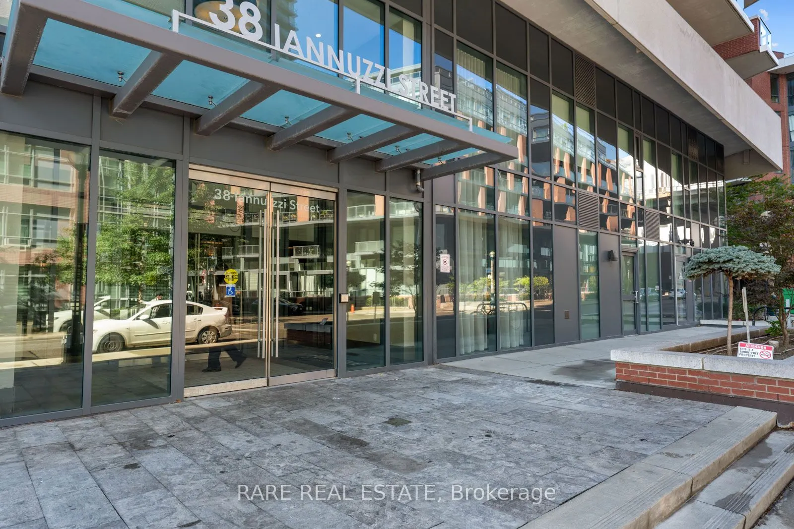 38 Iannuzzi Street #528
