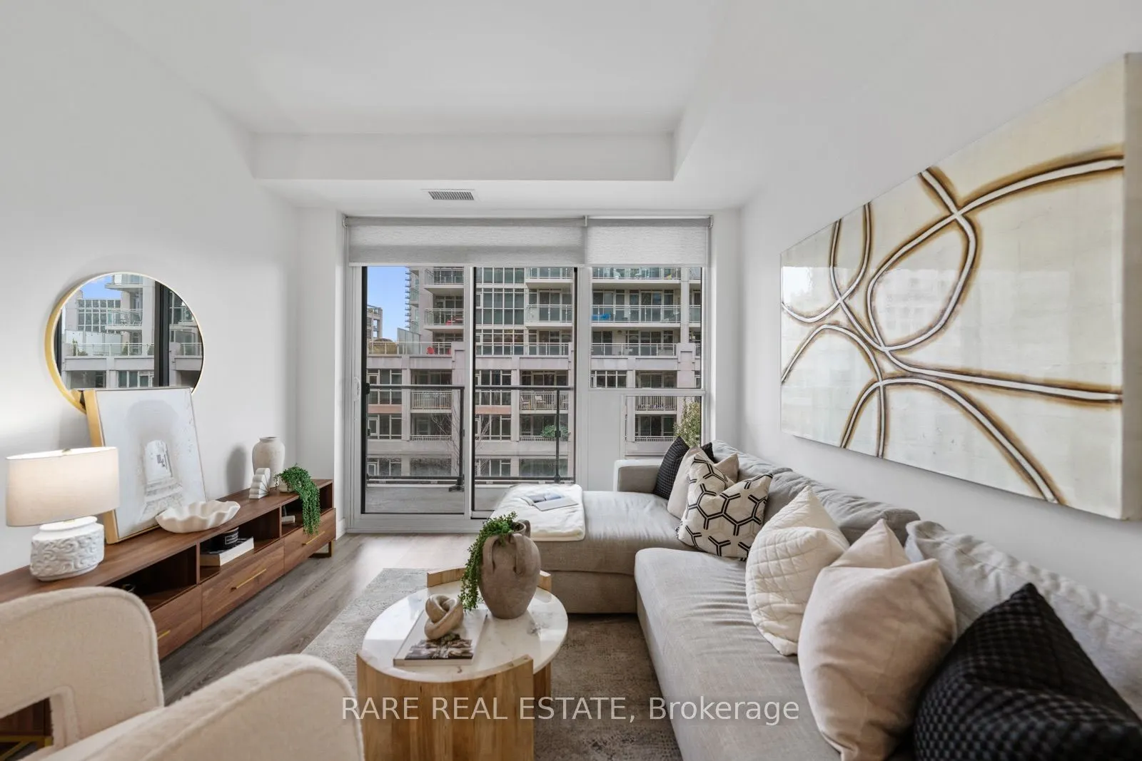 38 Iannuzzi Street #528