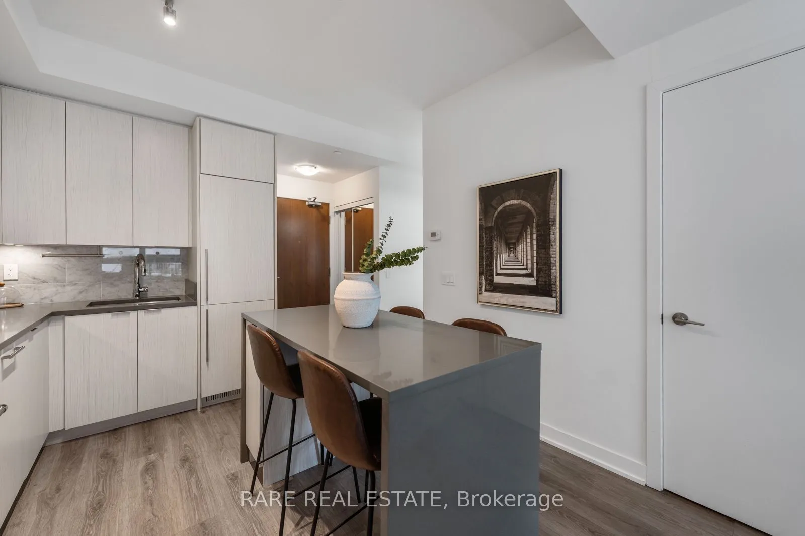 38 Iannuzzi Street #528