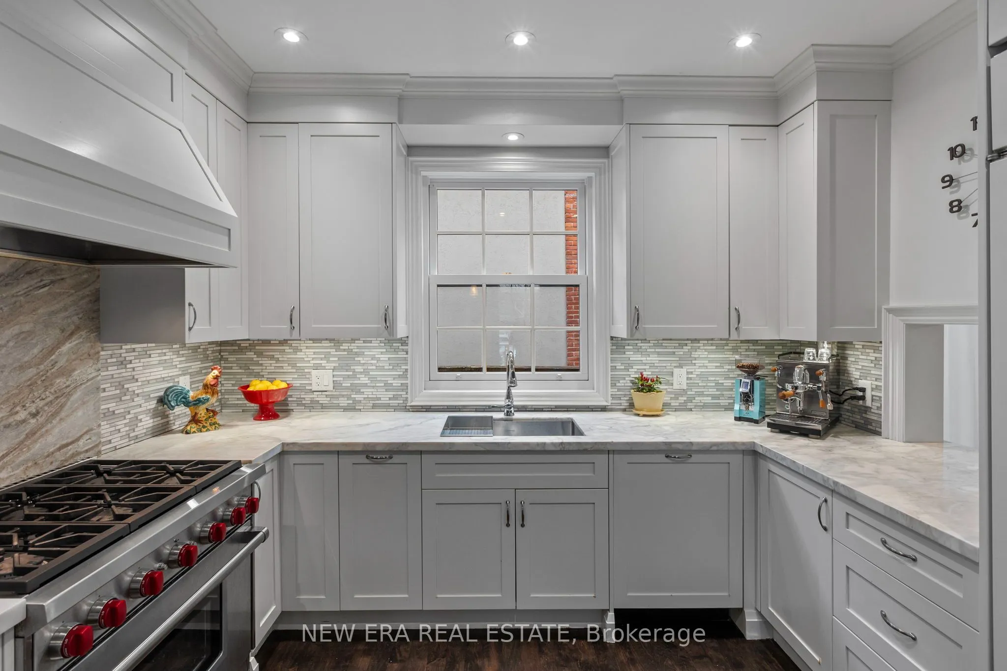 171 Glengrove Avenue W