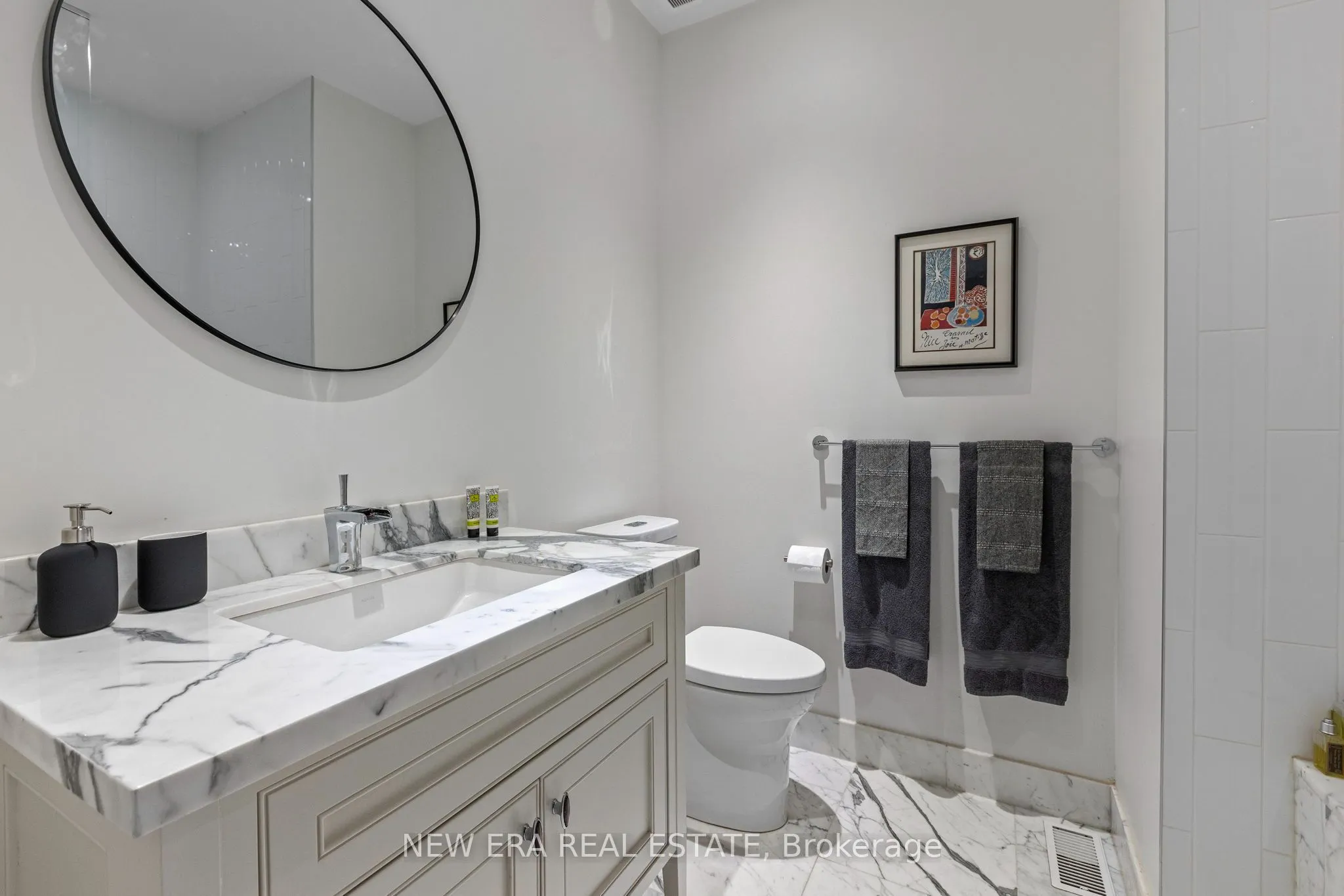171 Glengrove Avenue W