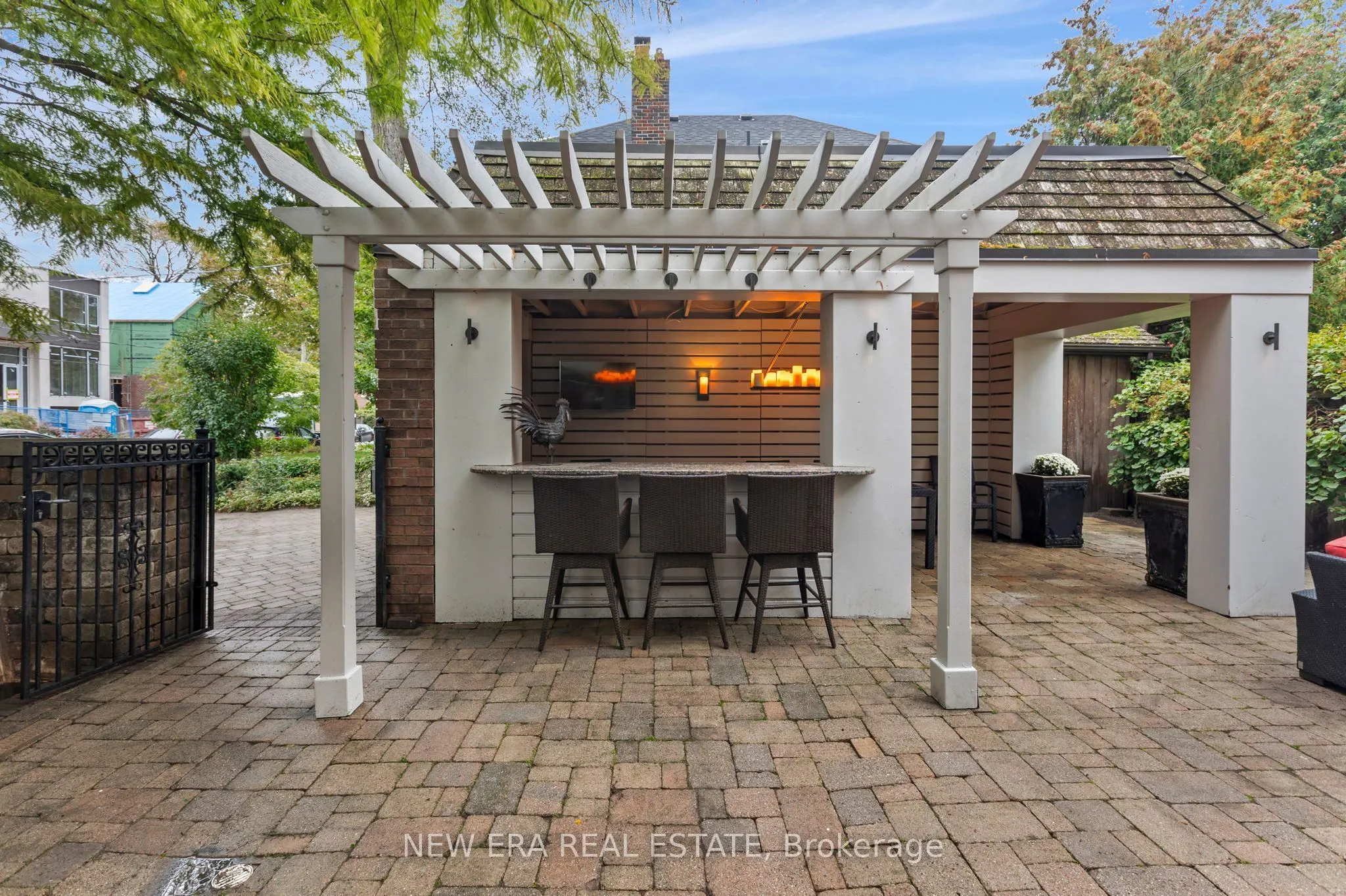 171 Glengrove Avenue W