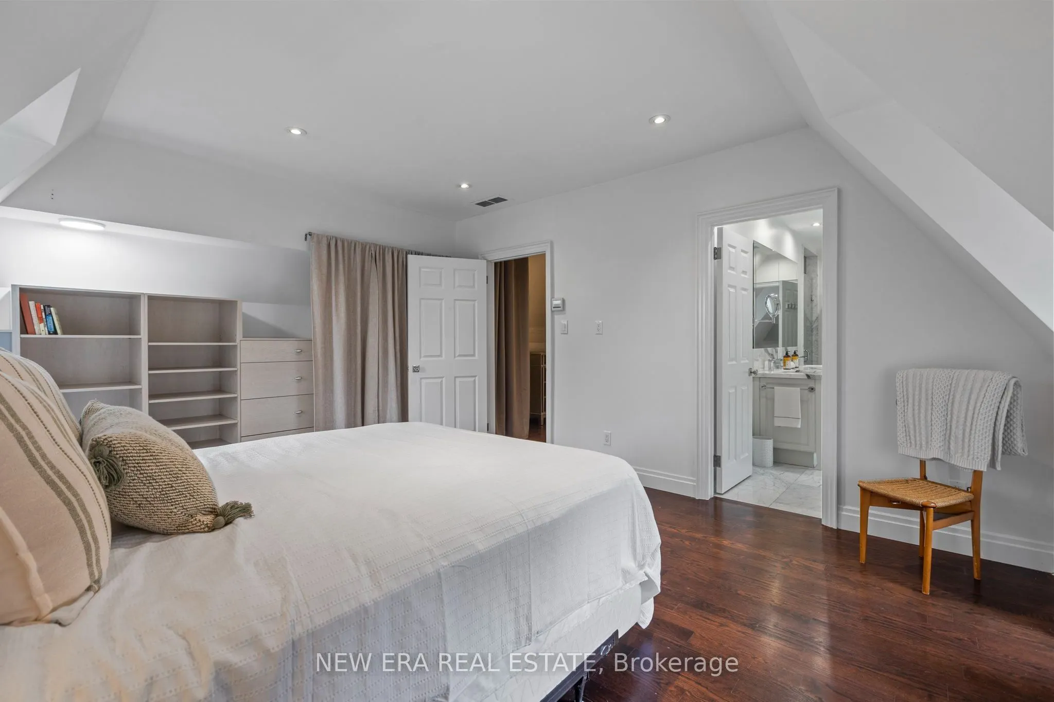 171 Glengrove Avenue W