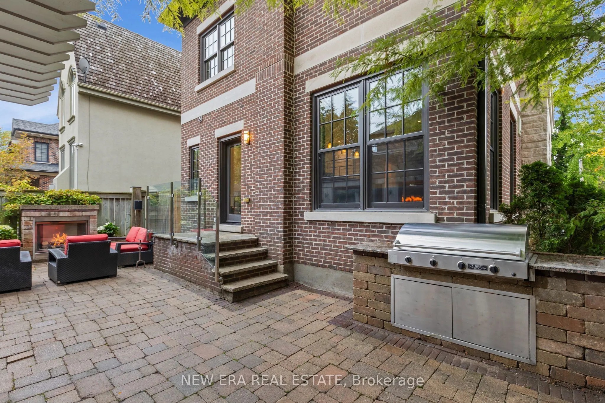 171 Glengrove Avenue W