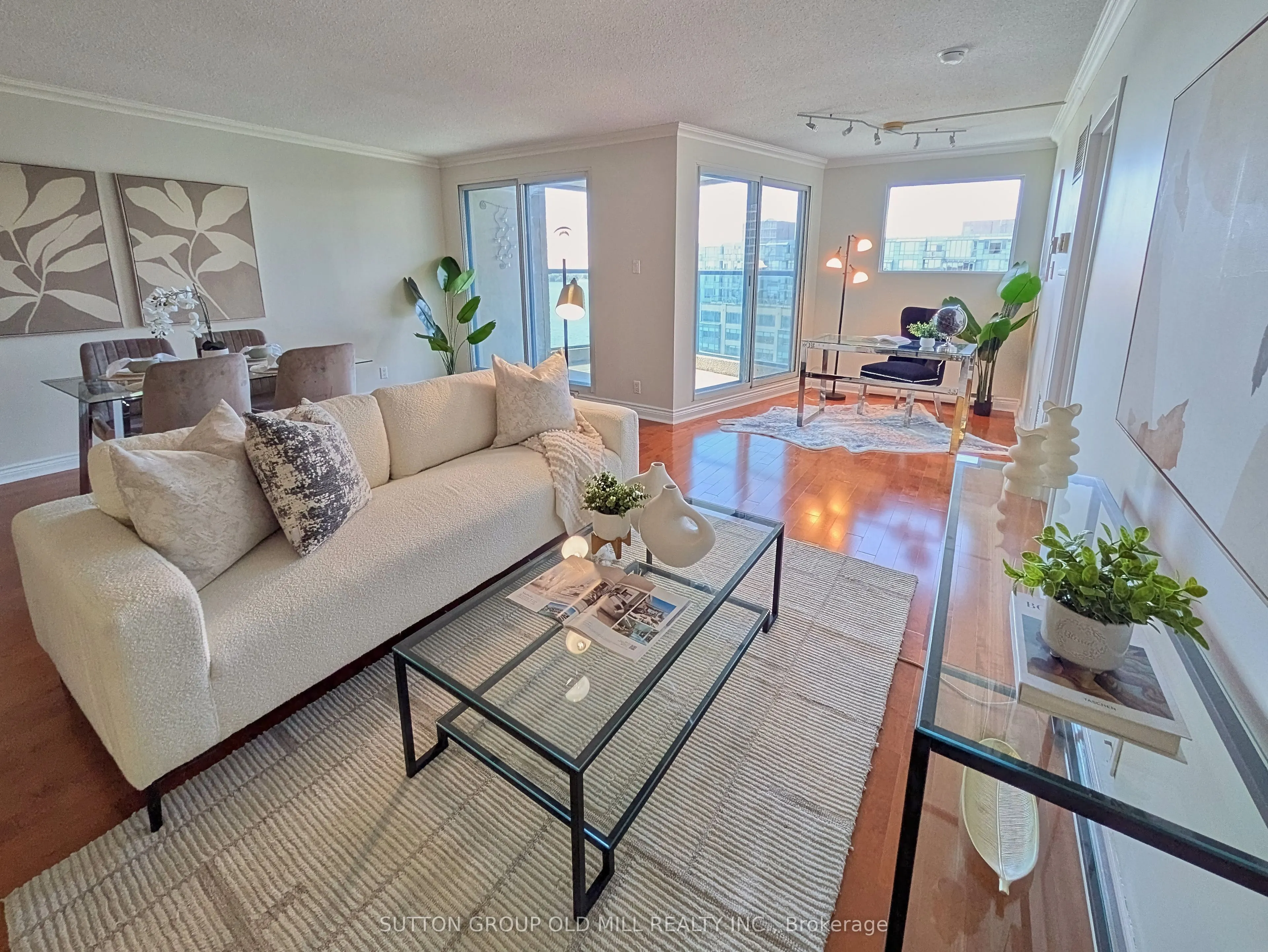 99 Harbour Square #1512