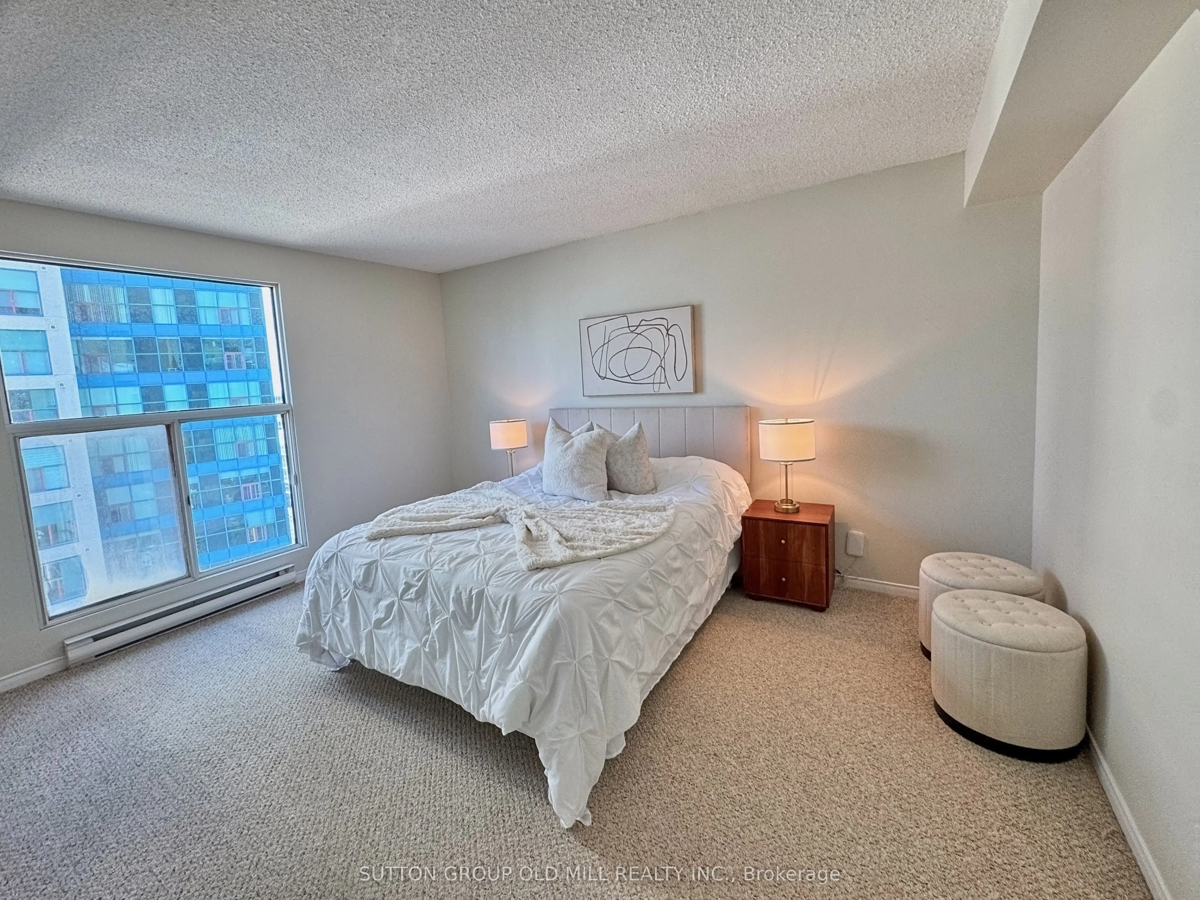 99 Harbour Square #1512