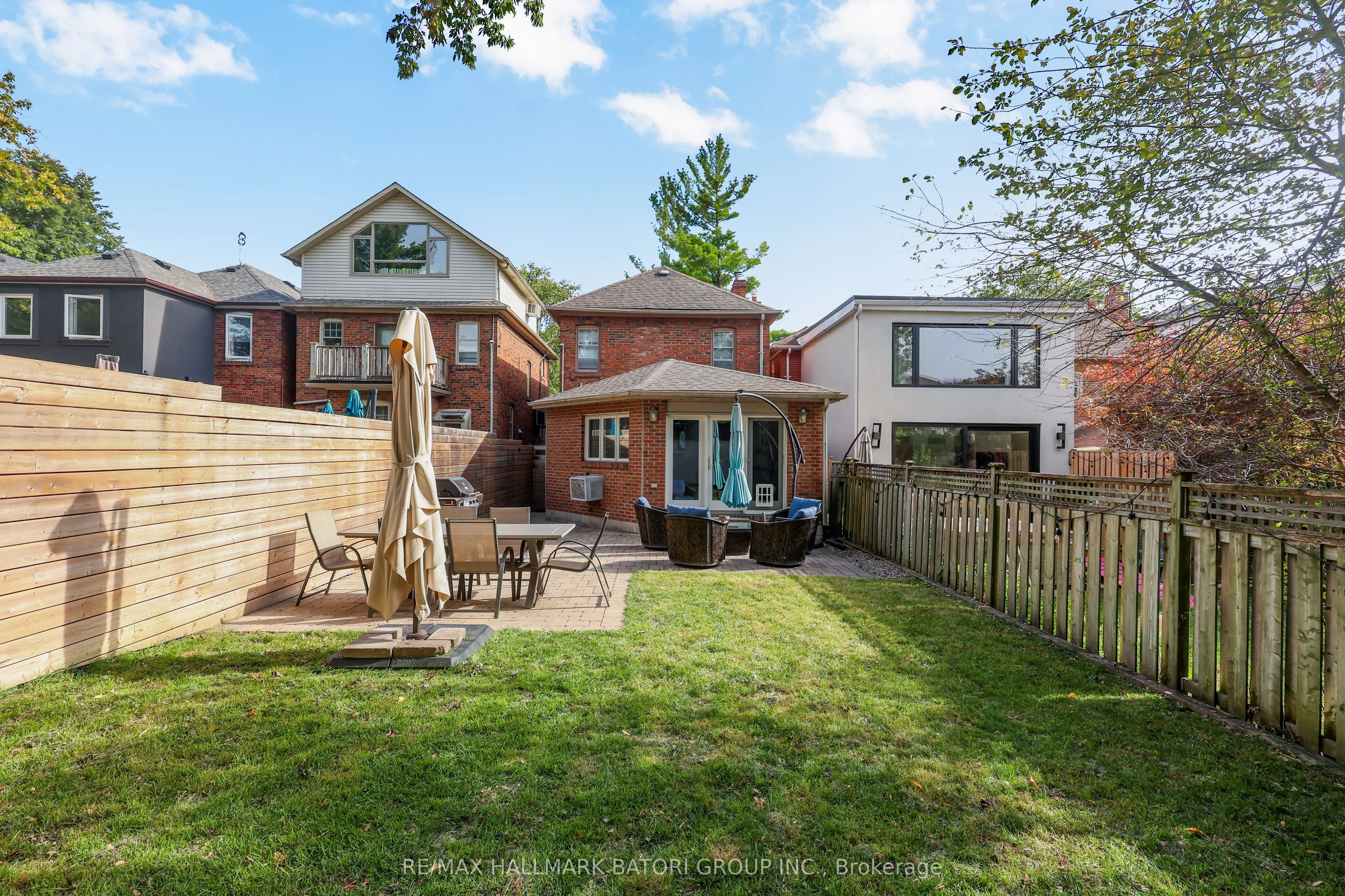 430 Roselawn Avenue