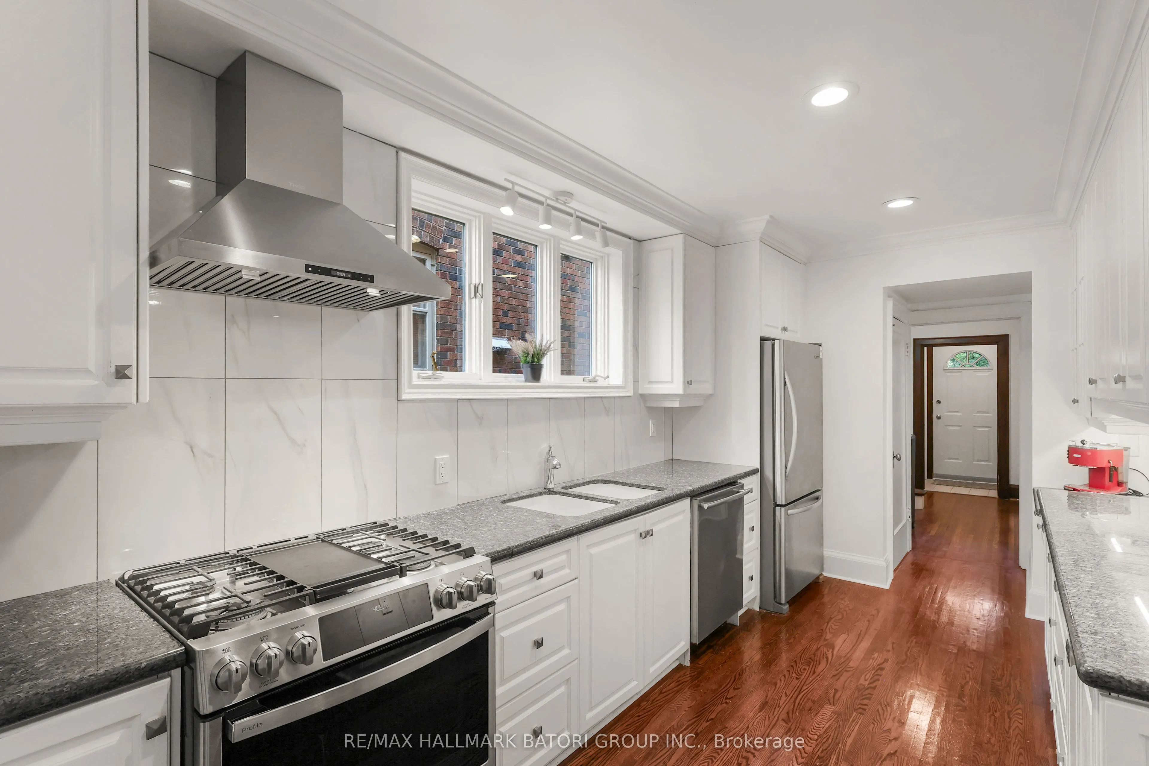 430 Roselawn Avenue