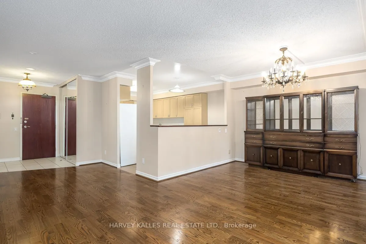 8 Covington Road #308